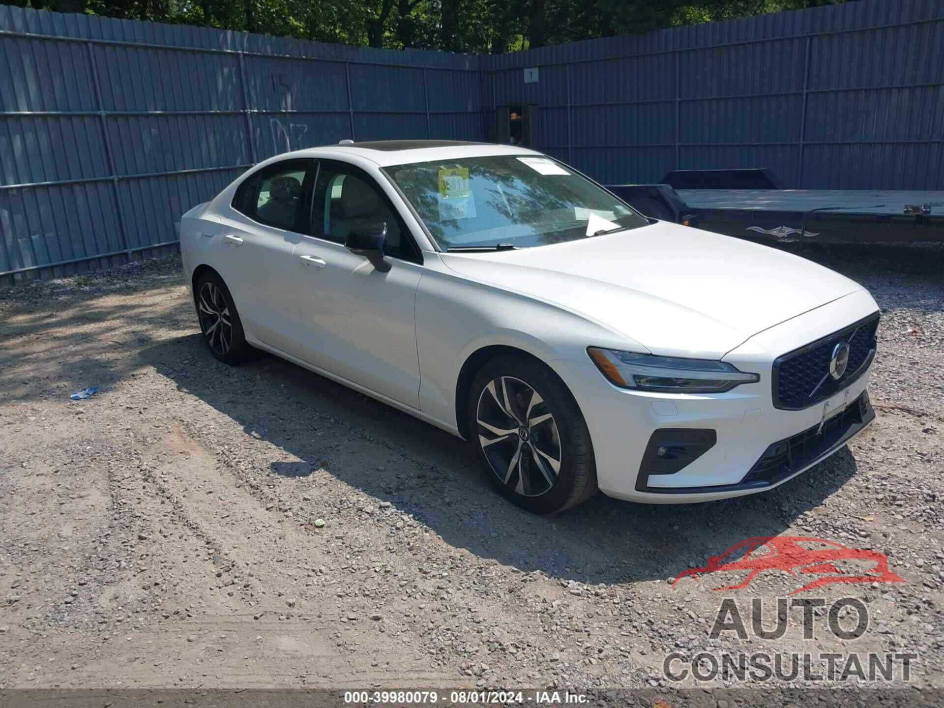 VOLVO S60 2023 - 7JRL12FV6PG236454