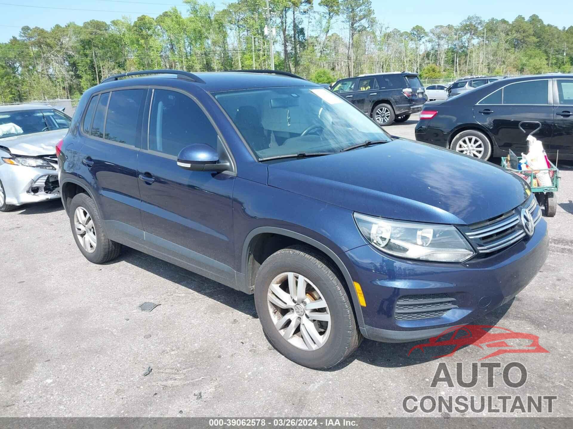 VOLKSWAGEN TIGUAN 2016 - WVGAV7AX7GW603685