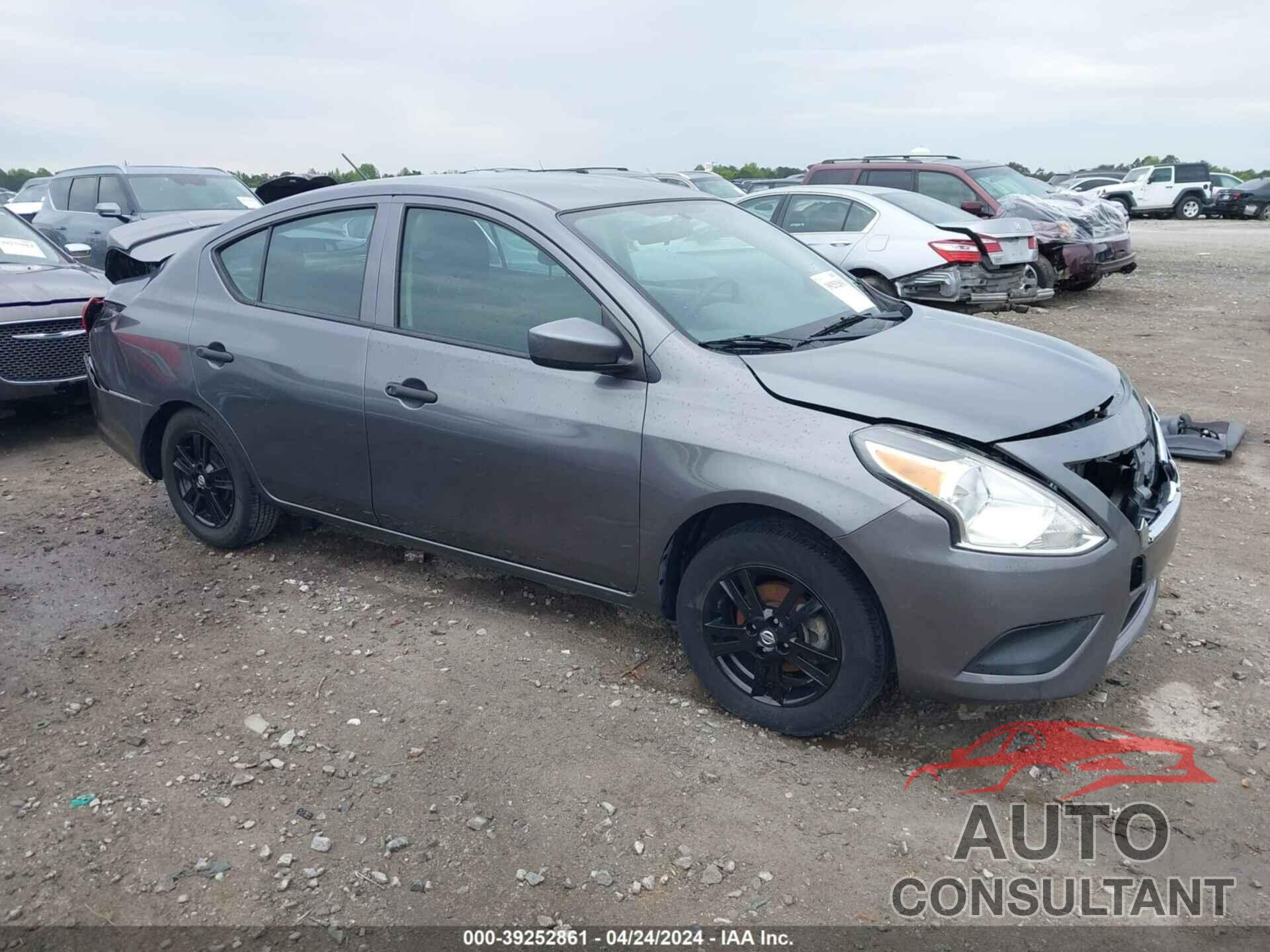 NISSAN VERSA 2019 - 3N1CN7AP6KL838769