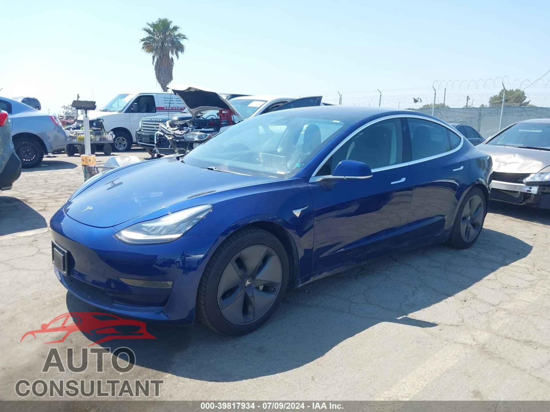 TESLA MODEL 3 2018 - 5YJ3E1EB0JF105302