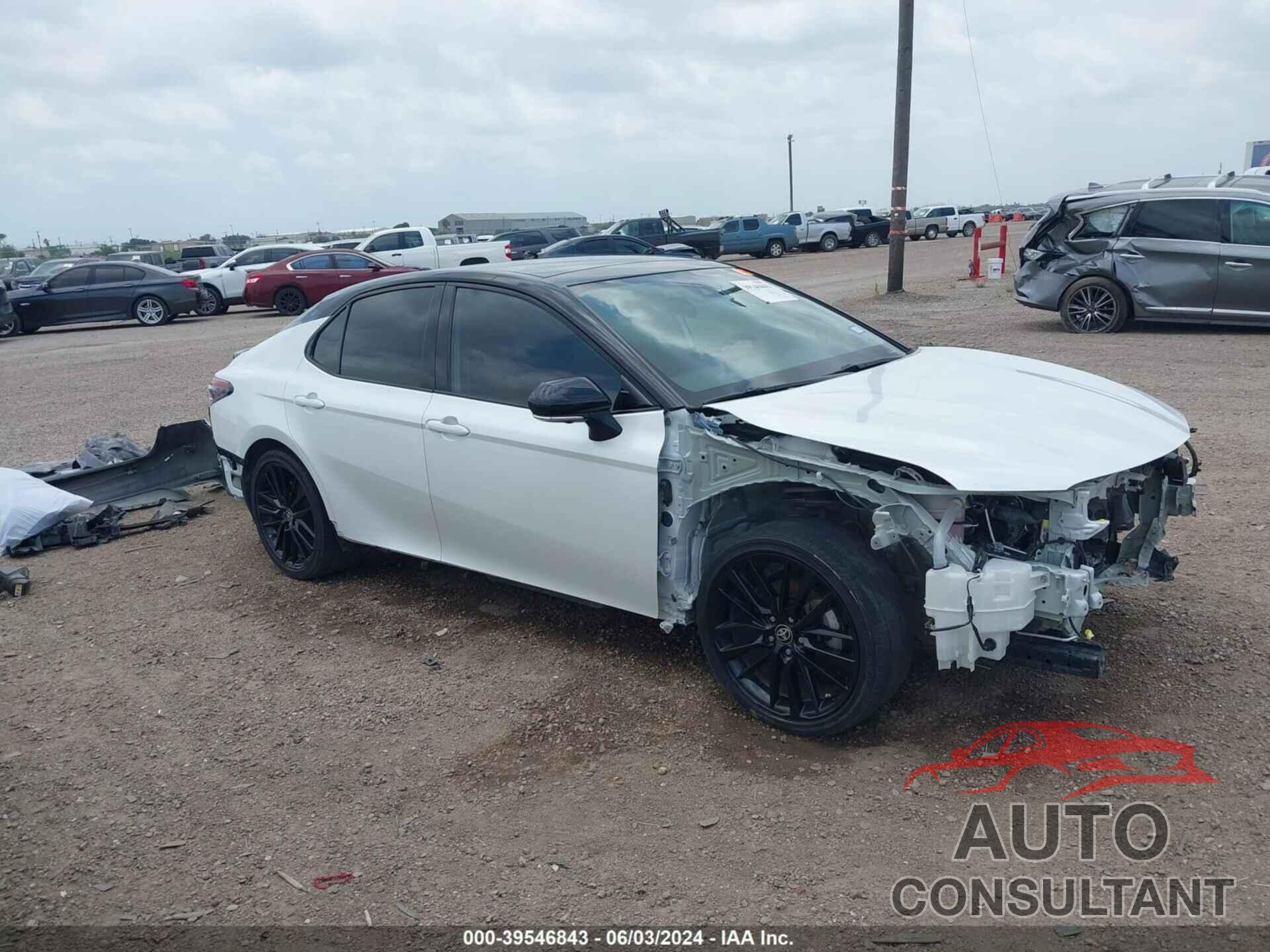 TOYOTA CAMRY 2021 - 4T1KZ1AK8MU053849