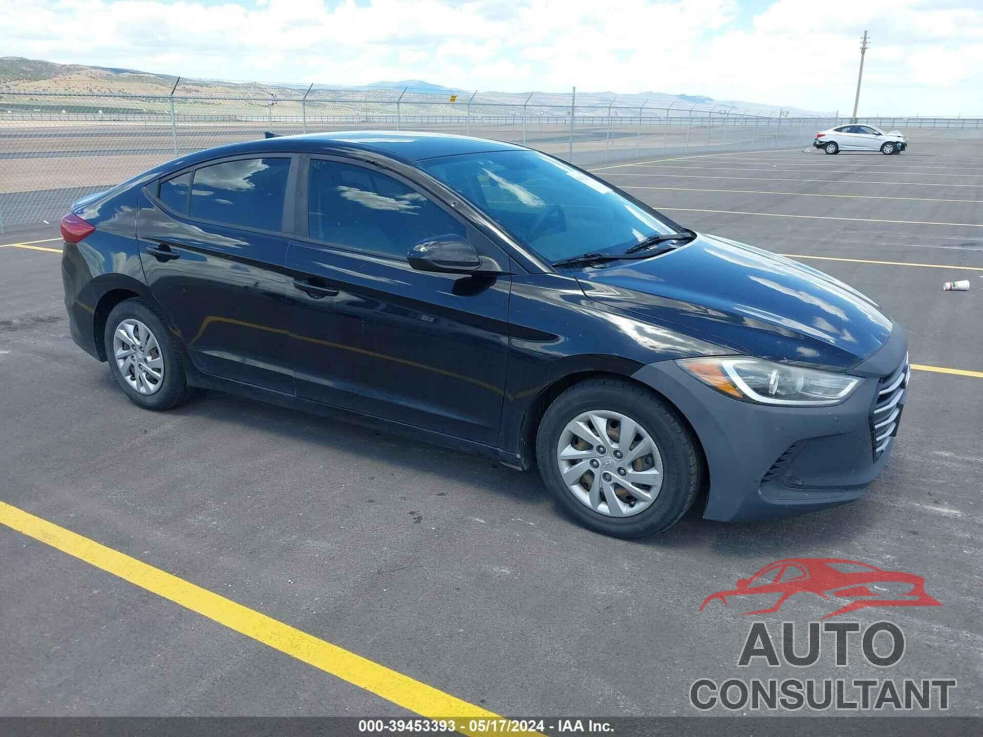 HYUNDAI ELANTRA 2017 - KMHD74LF0HU429675