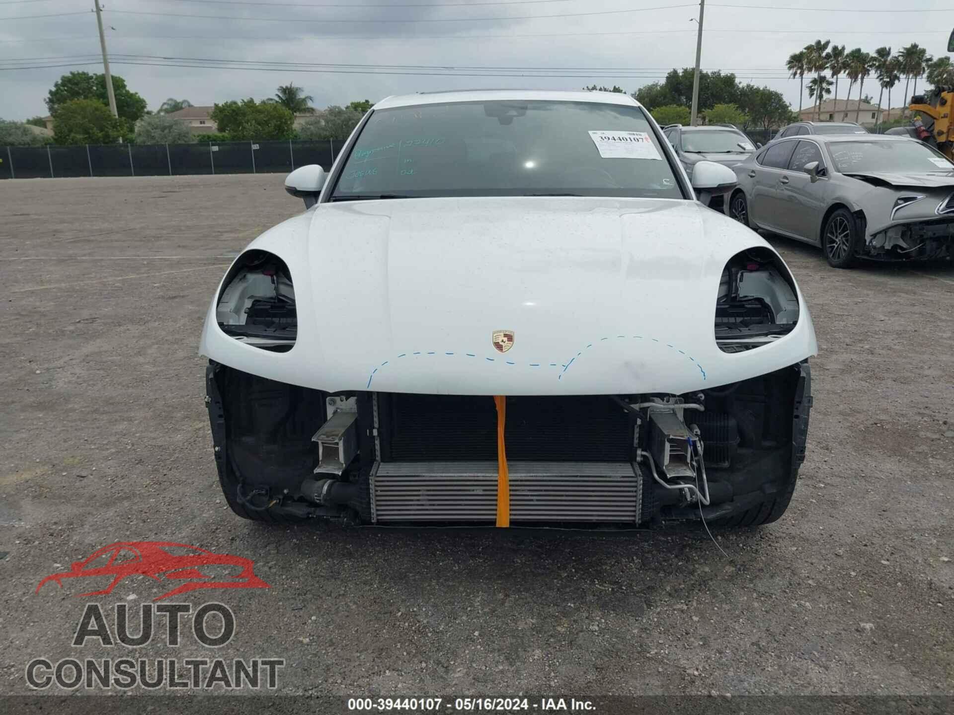 PORSCHE MACAN 2017 - WP1AA2A56HLB82545