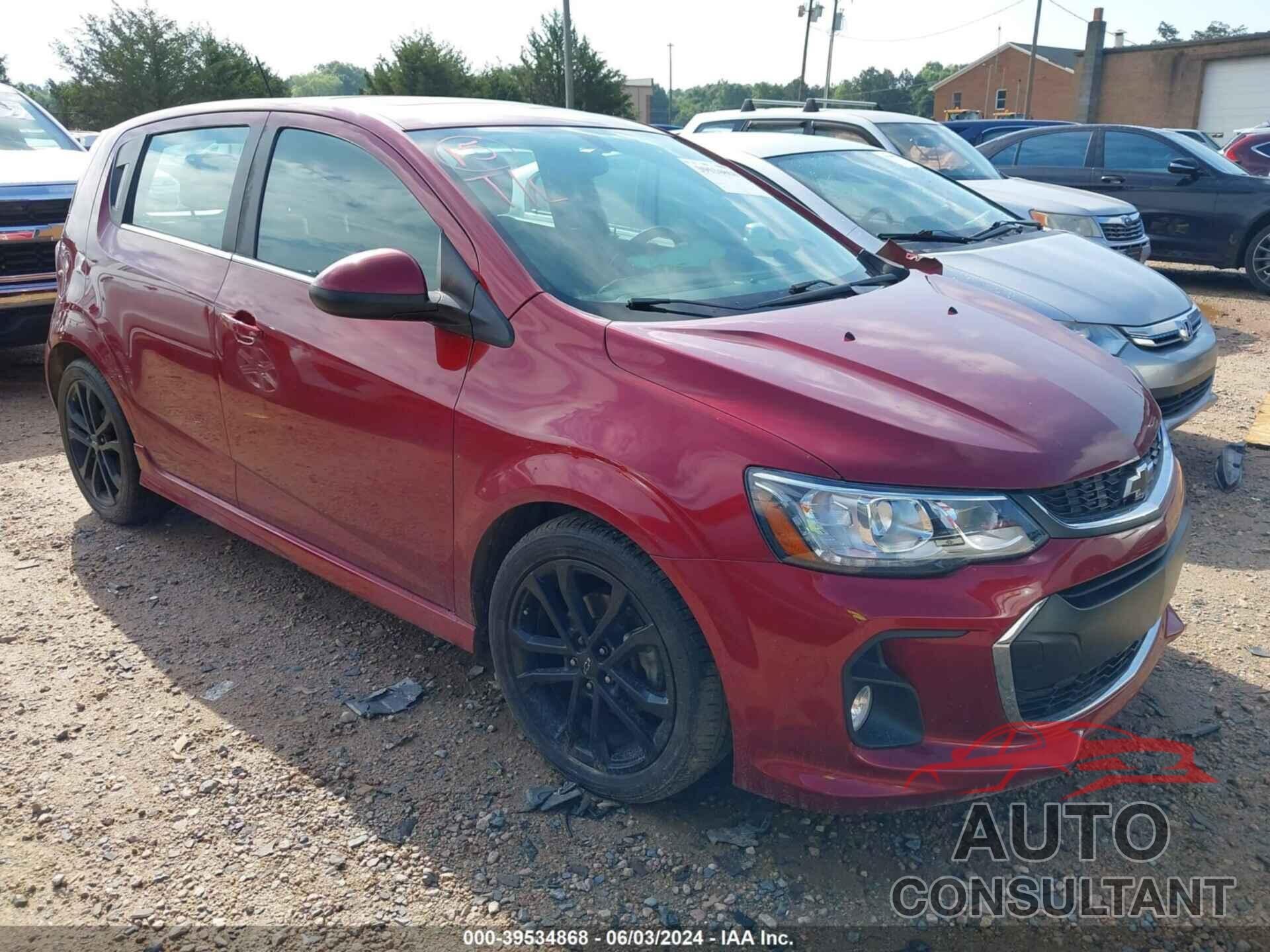 CHEVROLET SONIC 2018 - 1G1JD6SB5J4104786