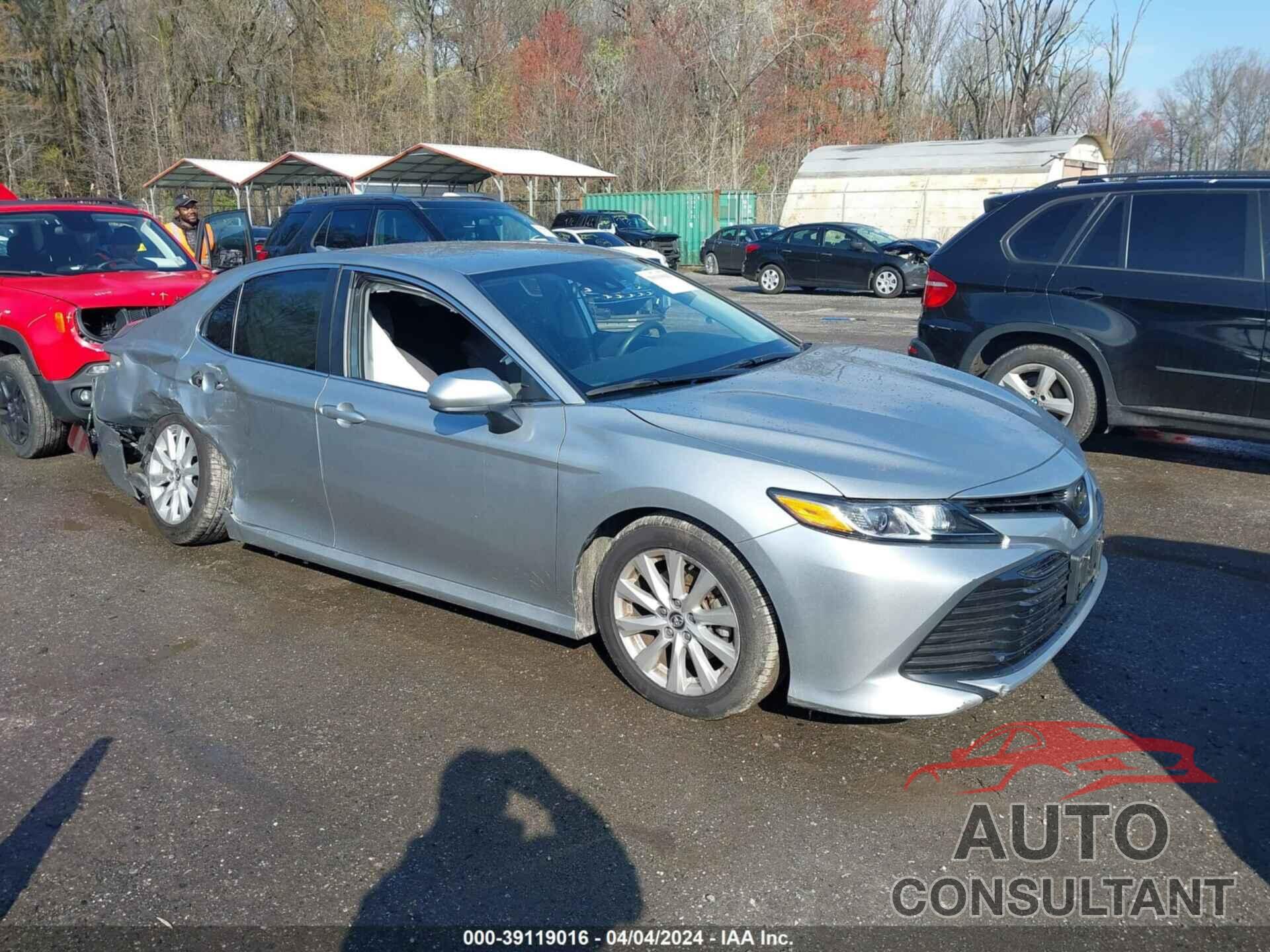TOYOTA CAMRY 2019 - 4T1B11HK3KU785915