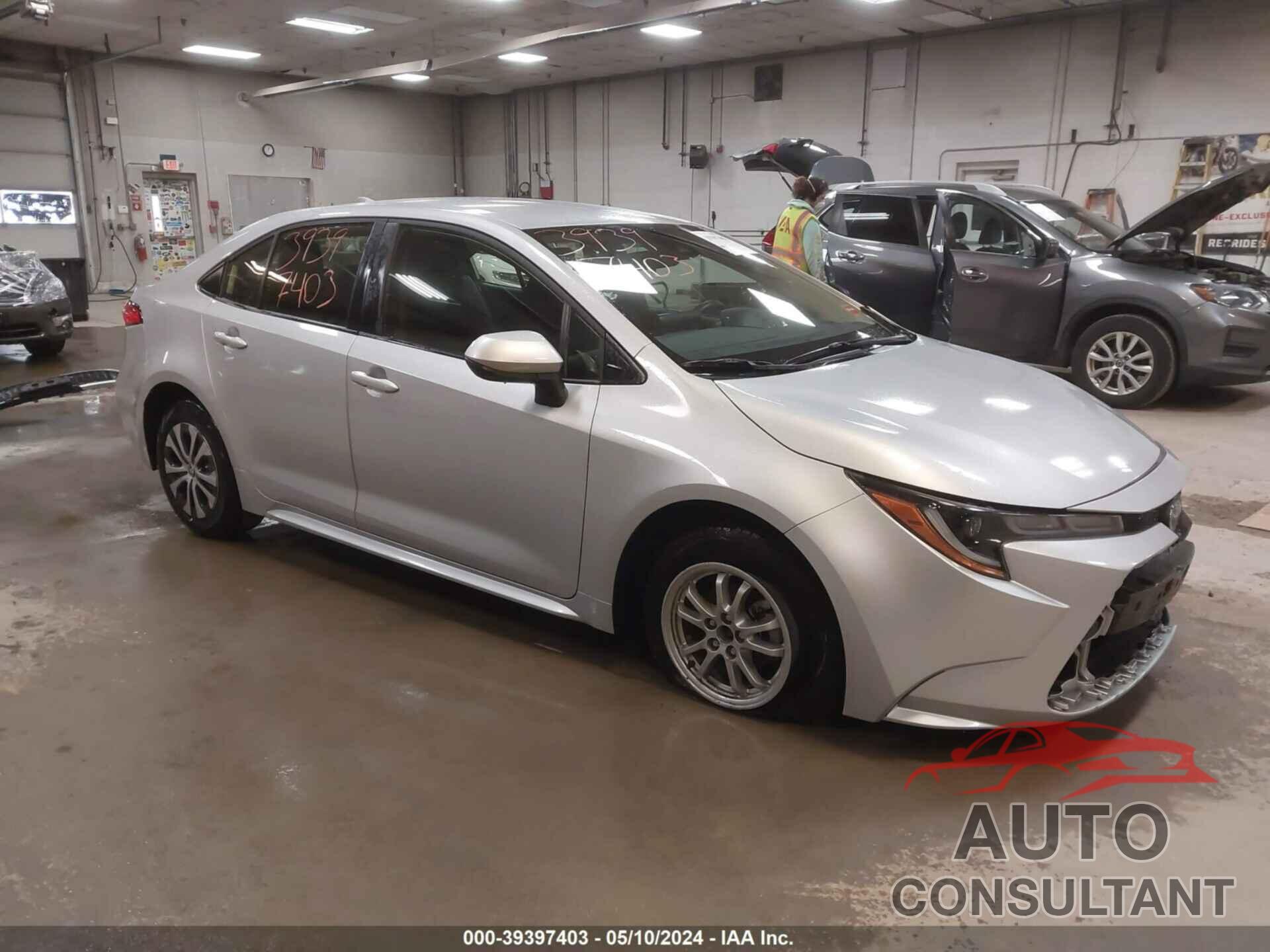 TOYOTA COROLLA 2022 - JTDEAMDE3N3005697