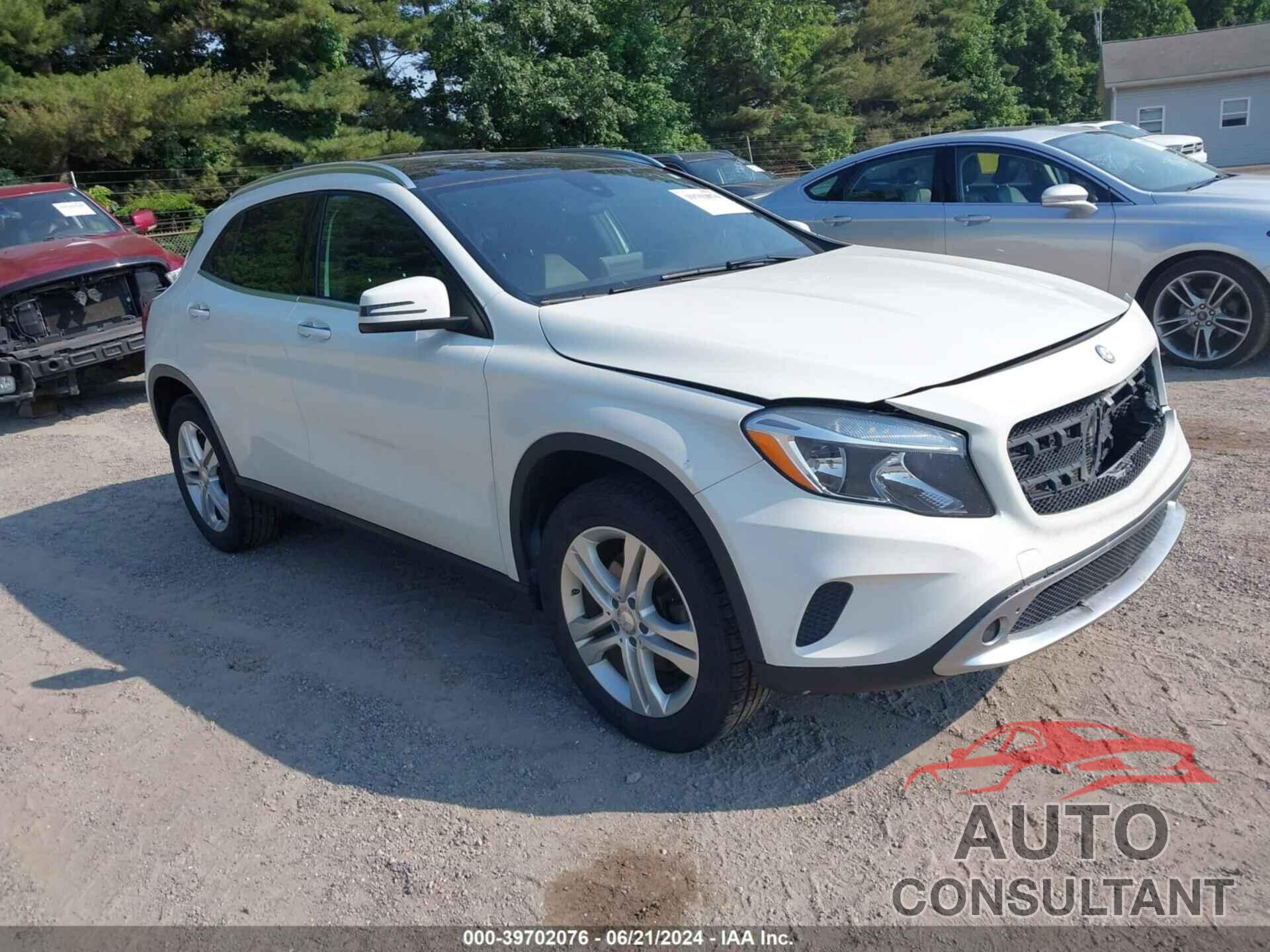 MERCEDES-BENZ GLA 250 2016 - WDCTG4GB5GJ242899