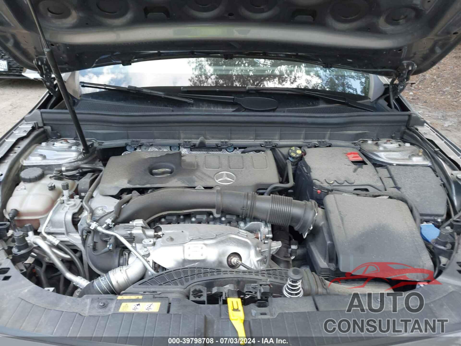 MERCEDES-BENZ GLB 250 2021 - W1N4M4GB8MW157887