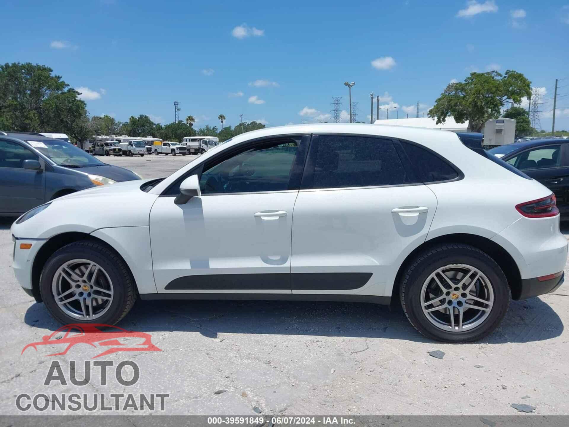 PORSCHE MACAN 2017 - WP1AA2A57HLB07272