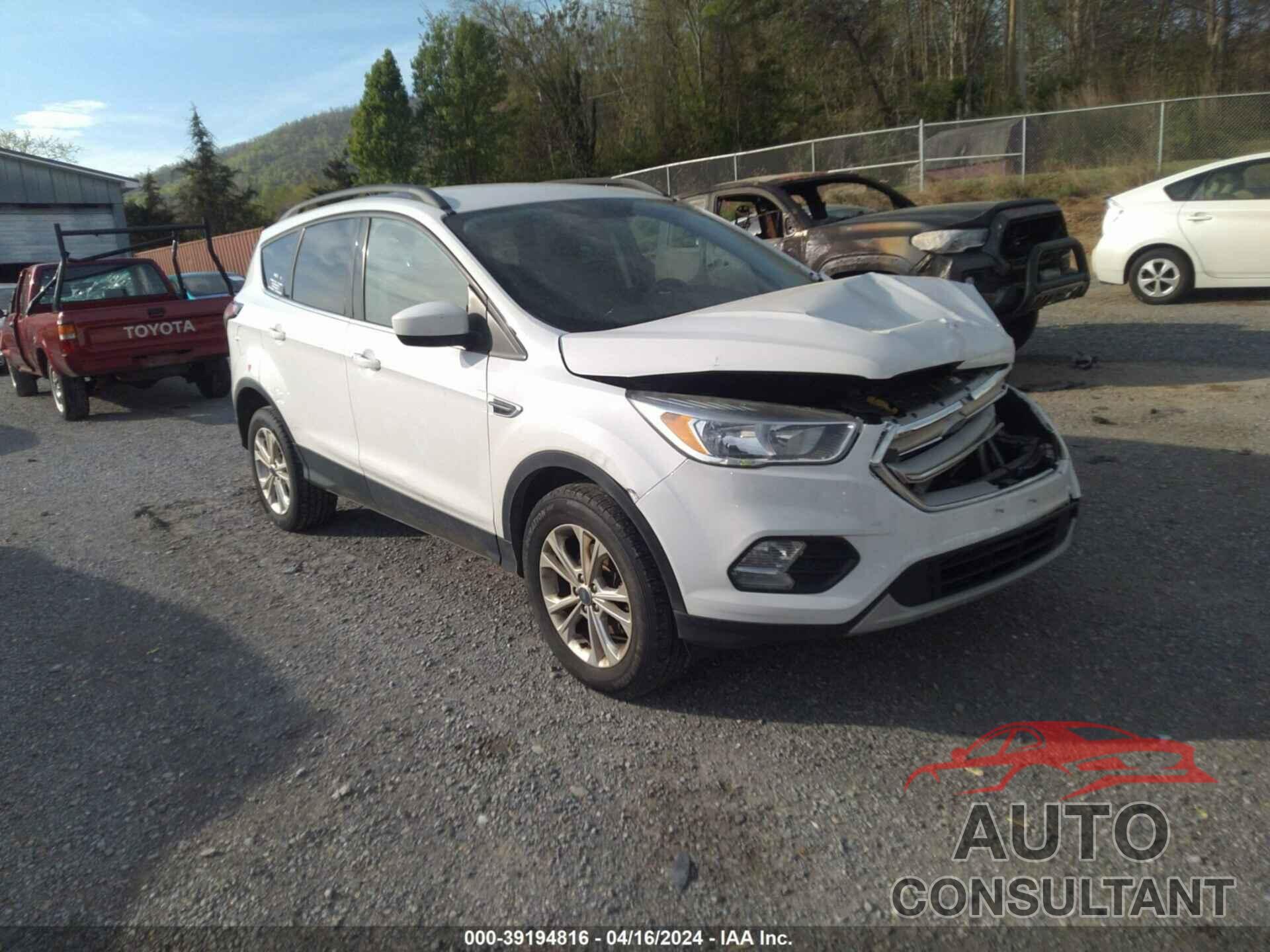 FORD ESCAPE 2018 - 1FMCU9G9XJUB48768
