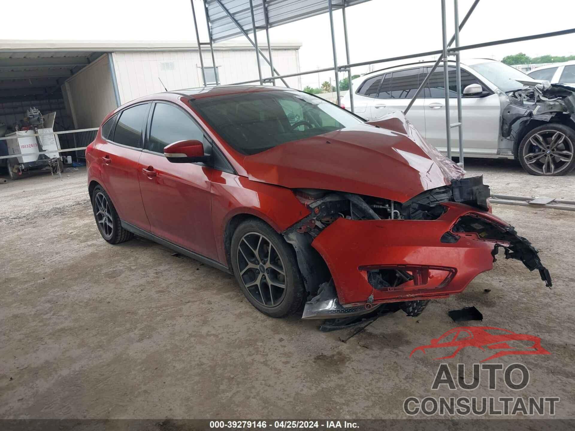 FORD FOCUS 2018 - 1FADP3M21JL324994