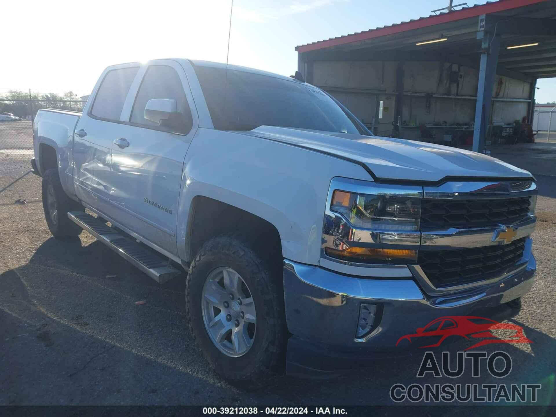 CHEVROLET SILVERADO 2018 - 3GCUKREC6JG563165