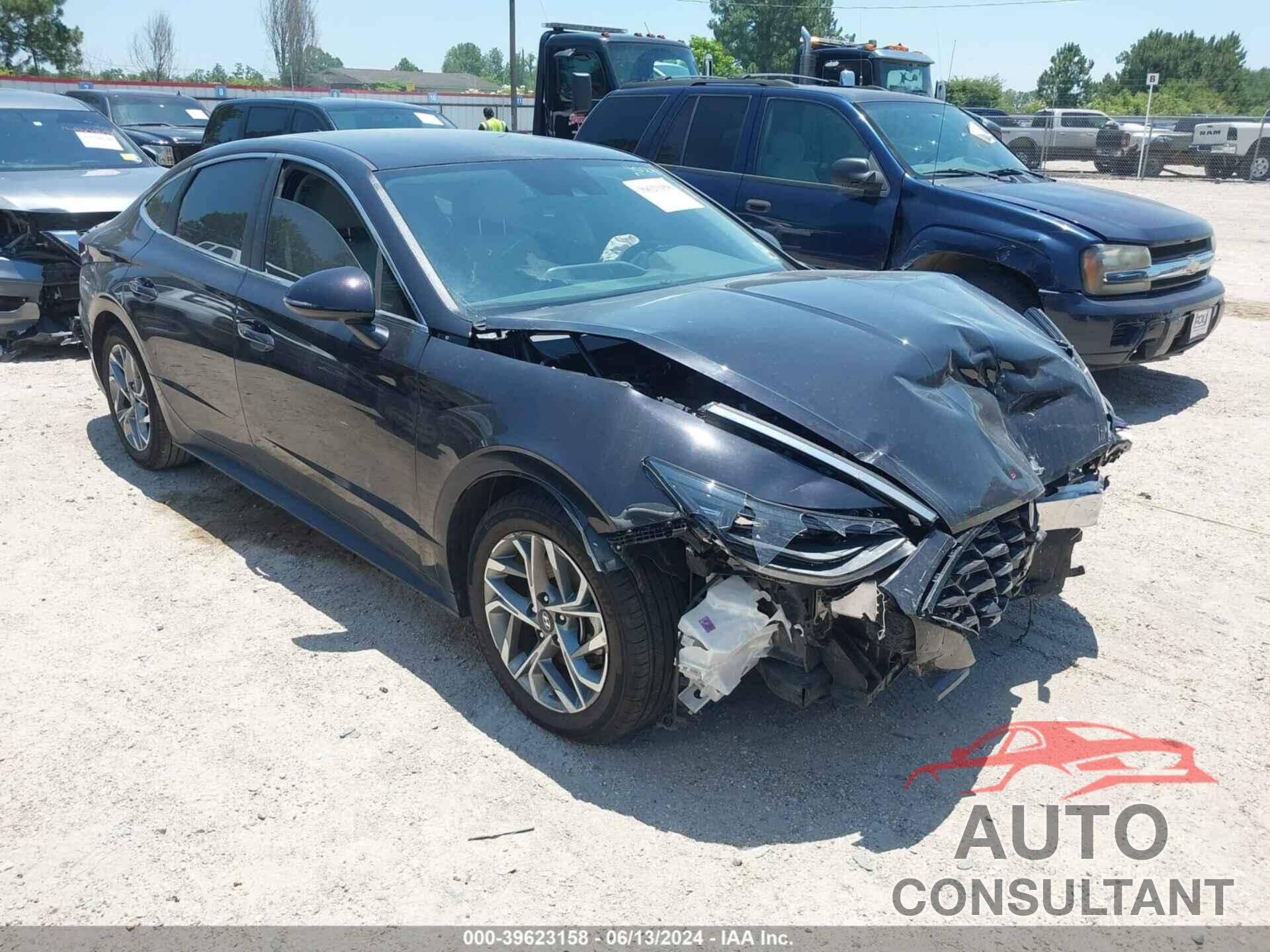 HYUNDAI SONATA 2023 - KMHL64JA3PA318303