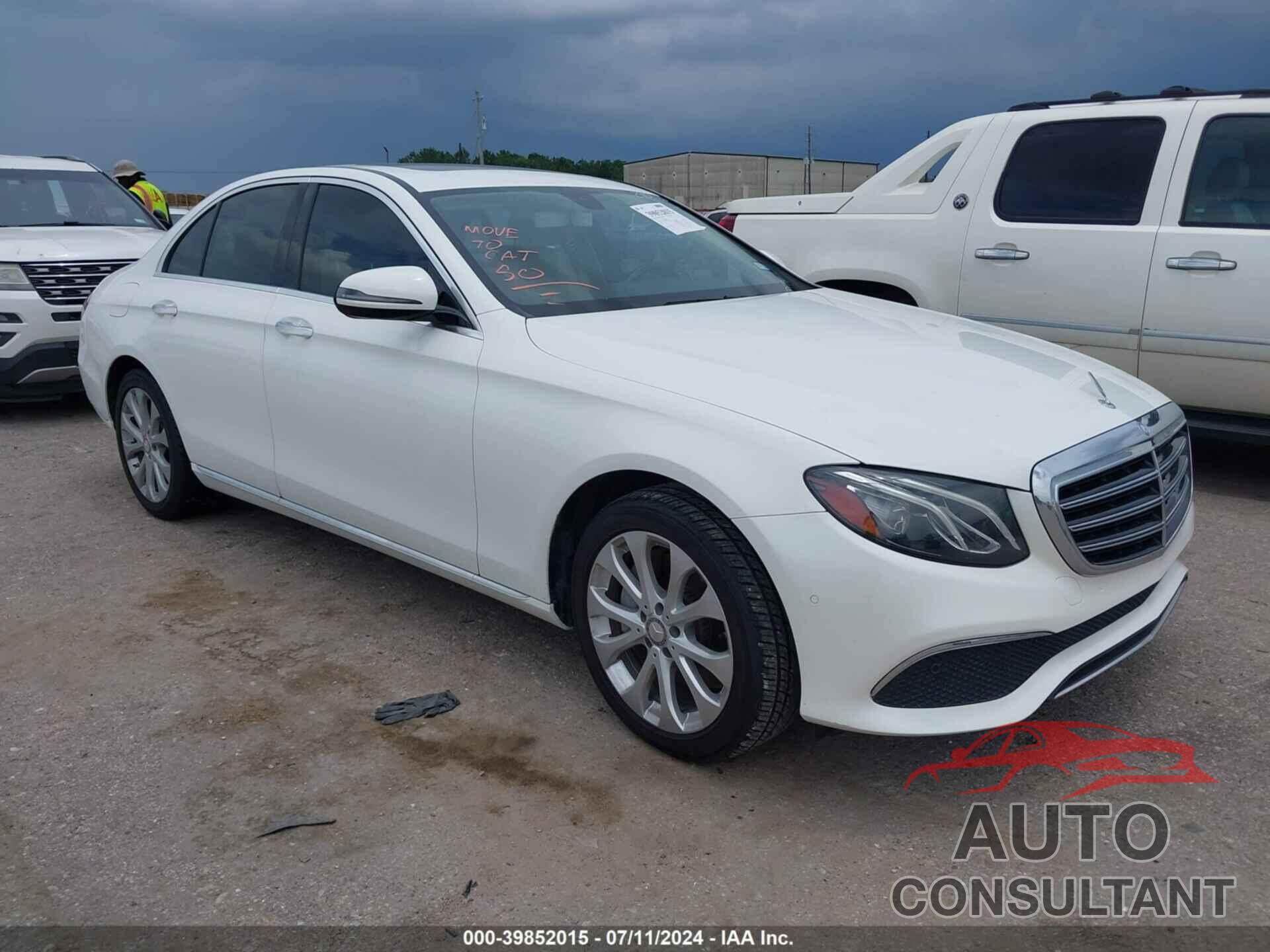 MERCEDES-BENZ E 300 2017 - WDDZF4JB2HA173494