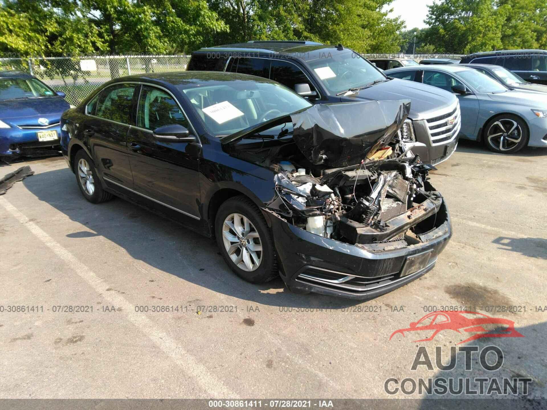VOLKSWAGEN PASSAT 2016 - 1VWAT7A35GC027679