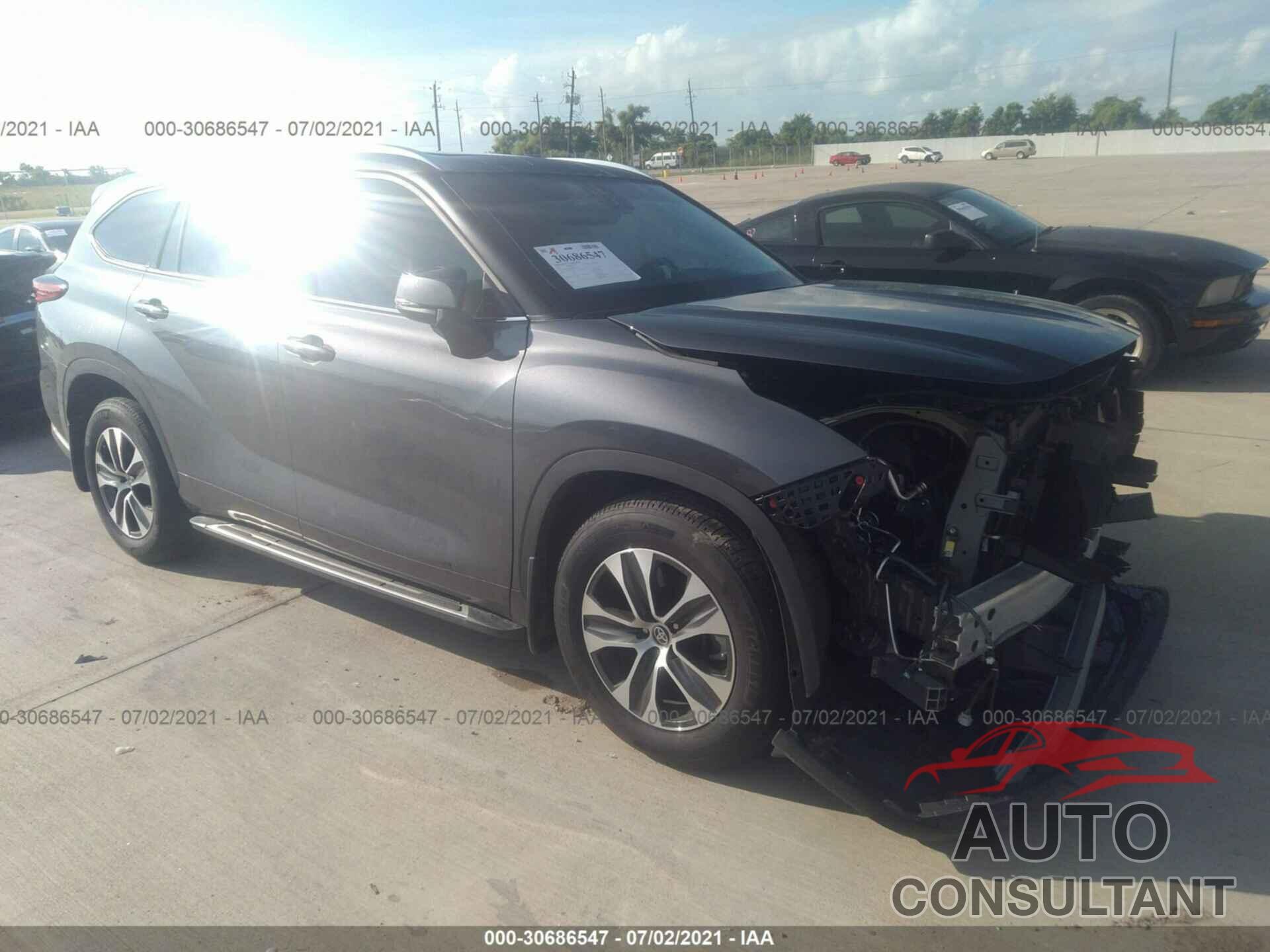 TOYOTA HIGHLANDER 2021 - 5TDGZRAH5MS514863