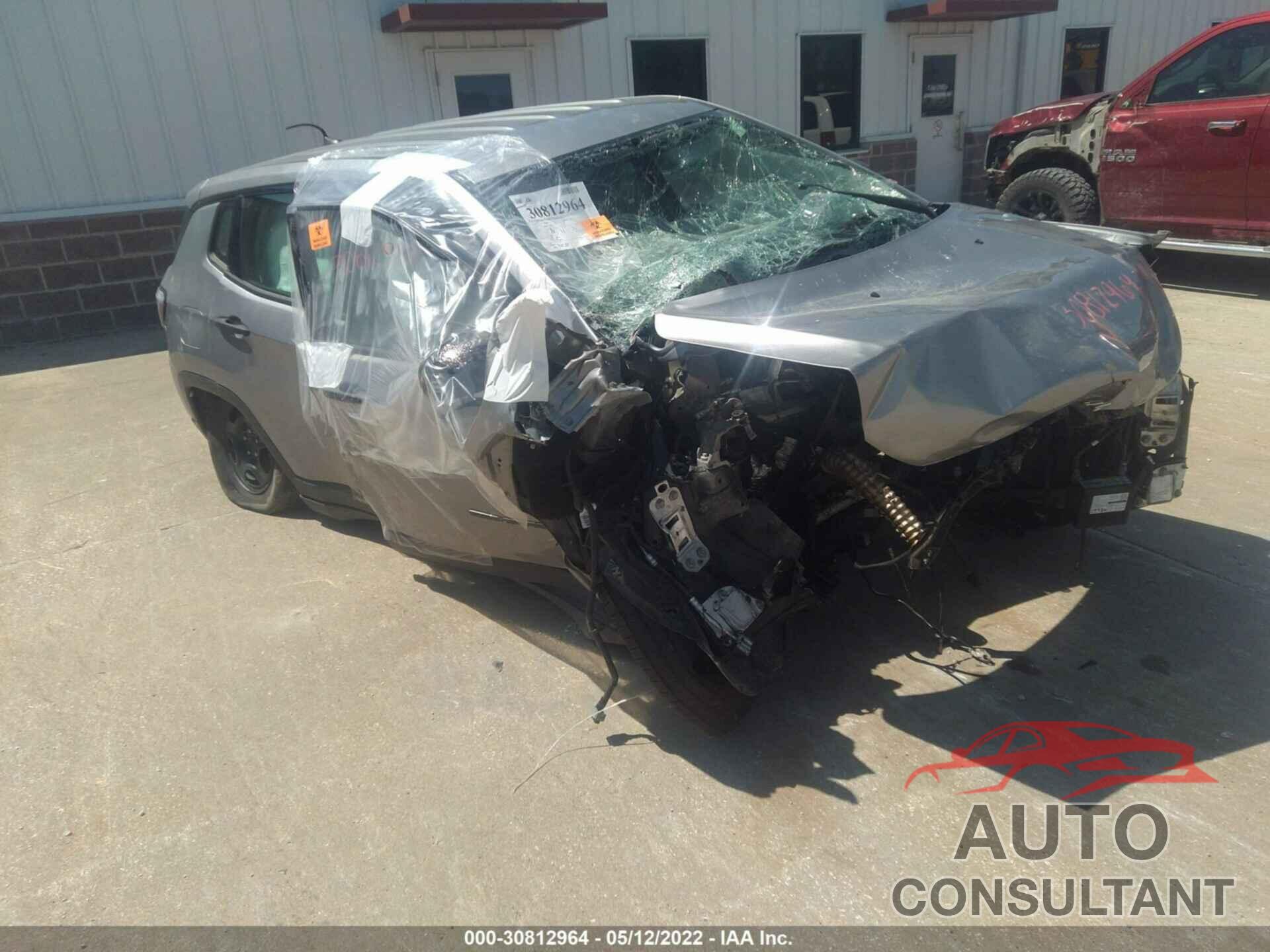 JEEP COMPASS 2019 - 3C4NJDAB5KT729403