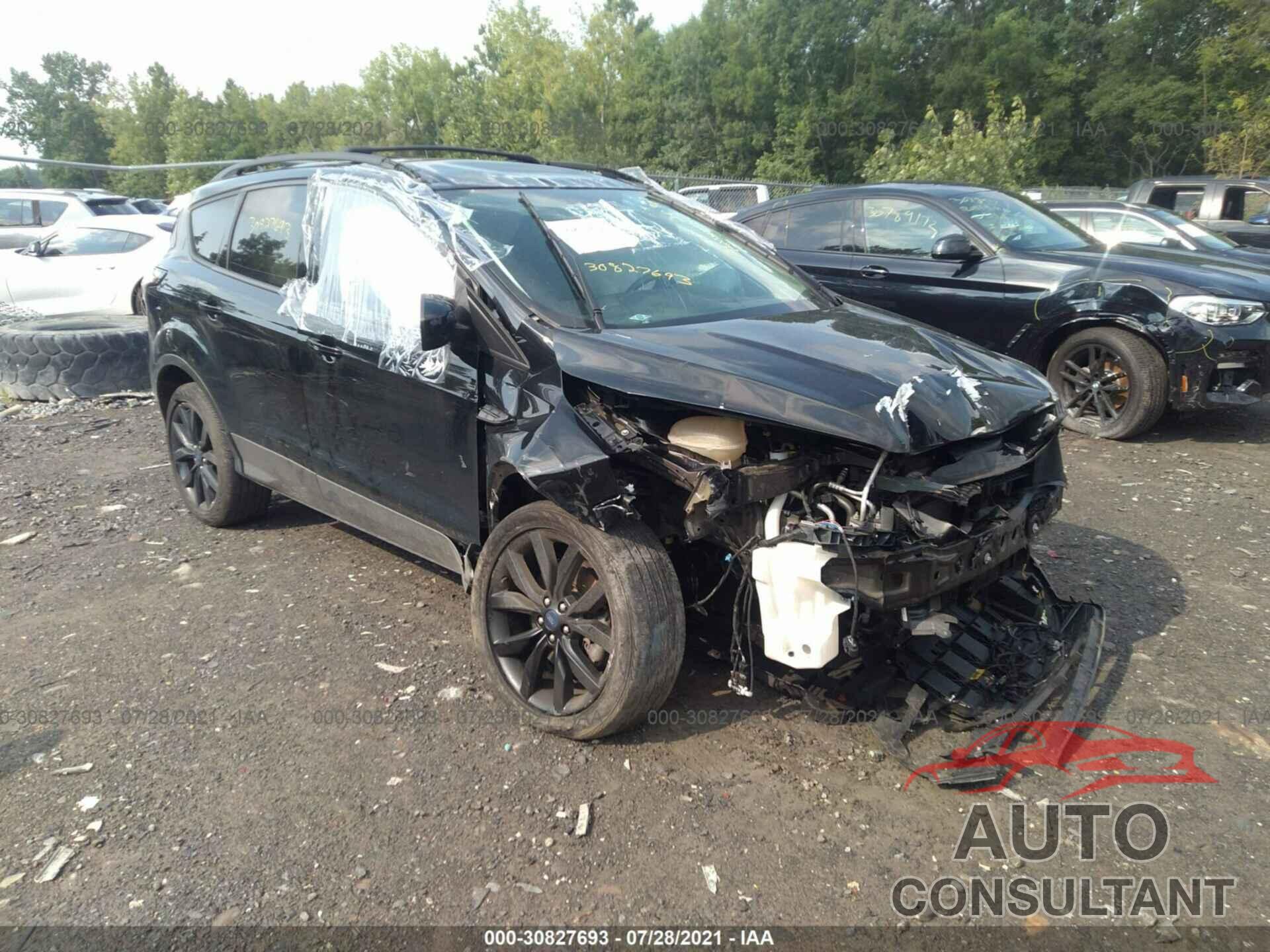 FORD ESCAPE 2018 - 1FMCU9GD7JUA77338