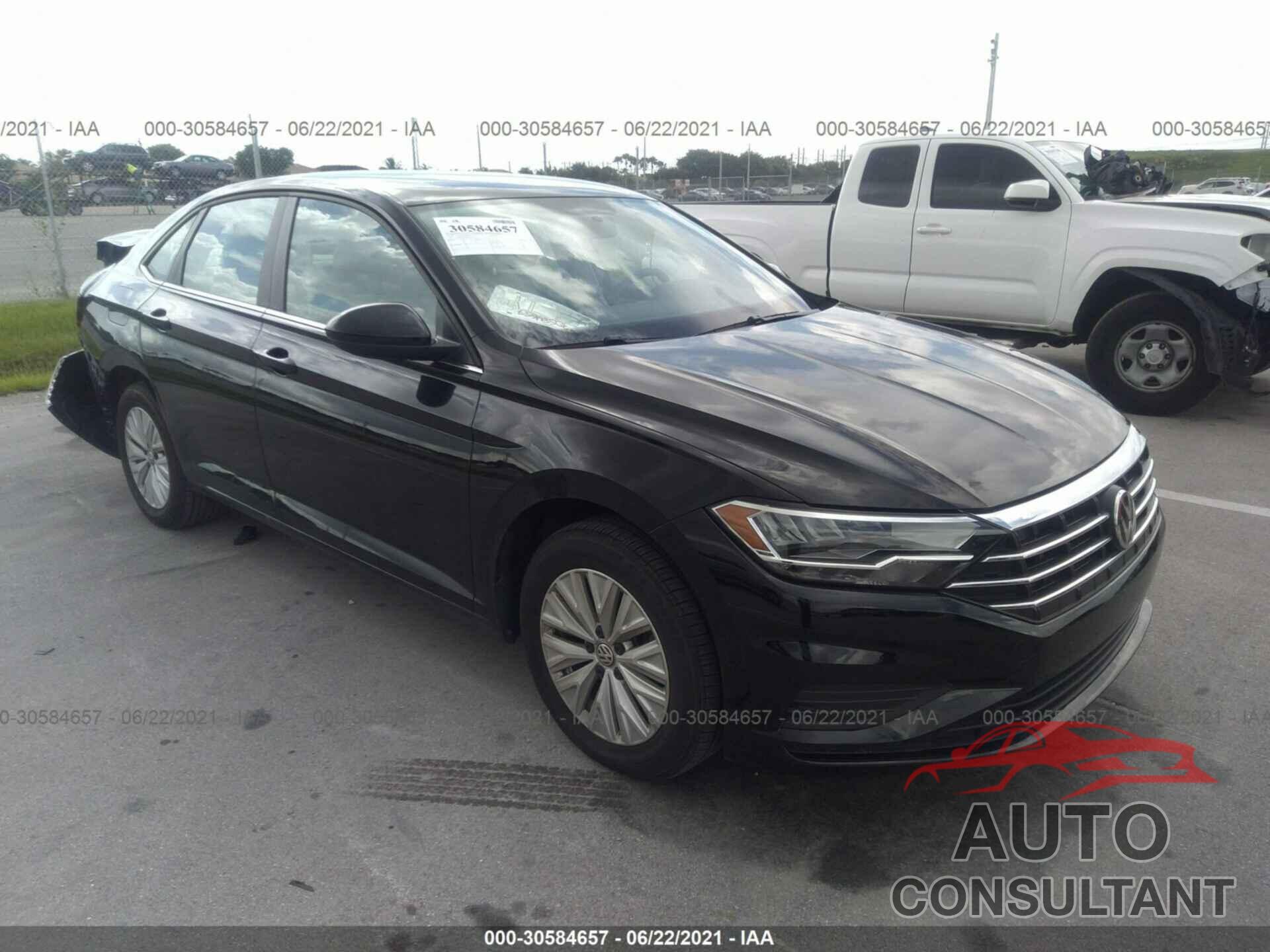 VOLKSWAGEN JETTA 2019 - 3VWCB7BU0KM236273