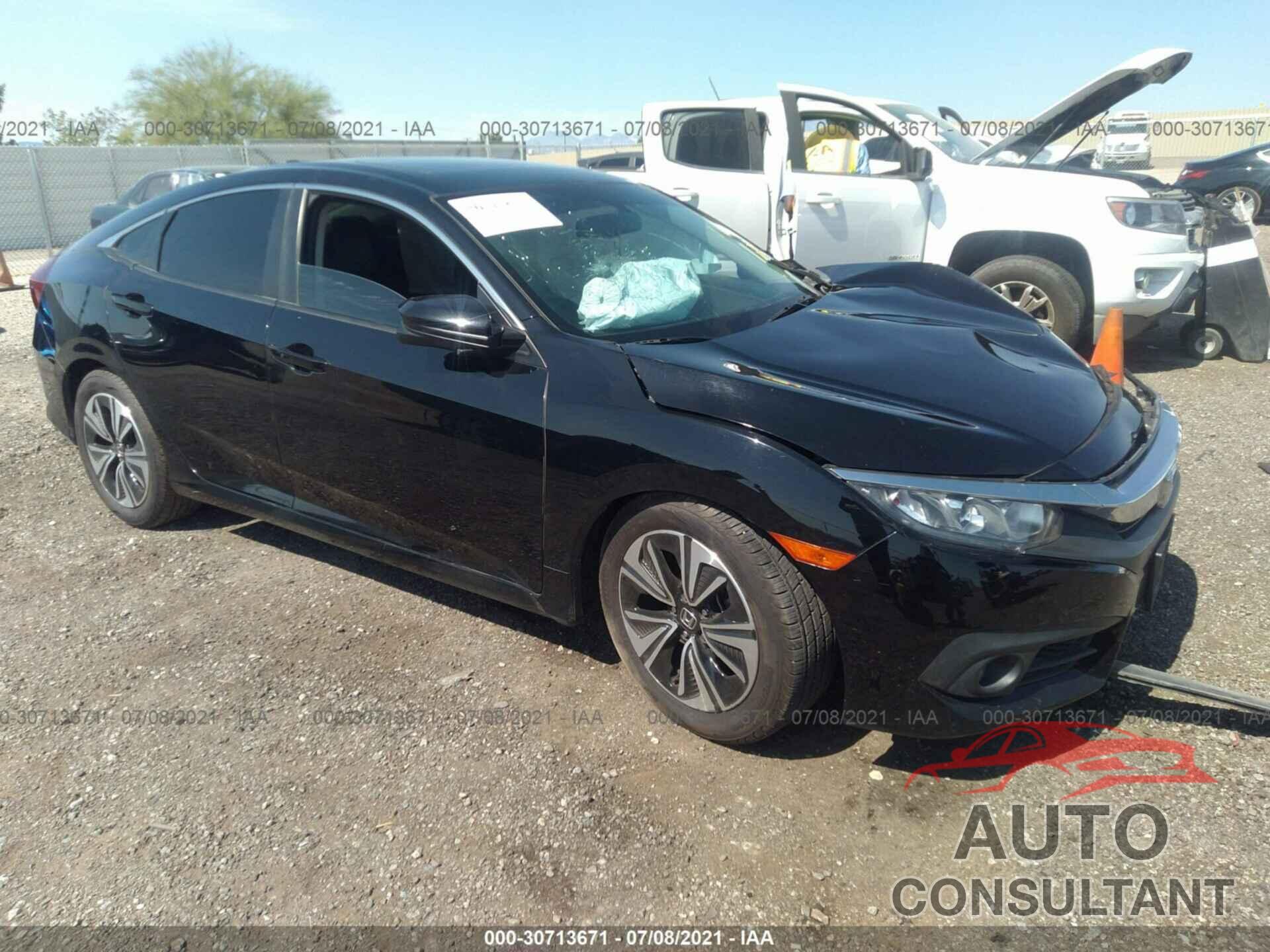 HONDA CIVIC SEDAN 2017 - 19XFC1F79HE202396