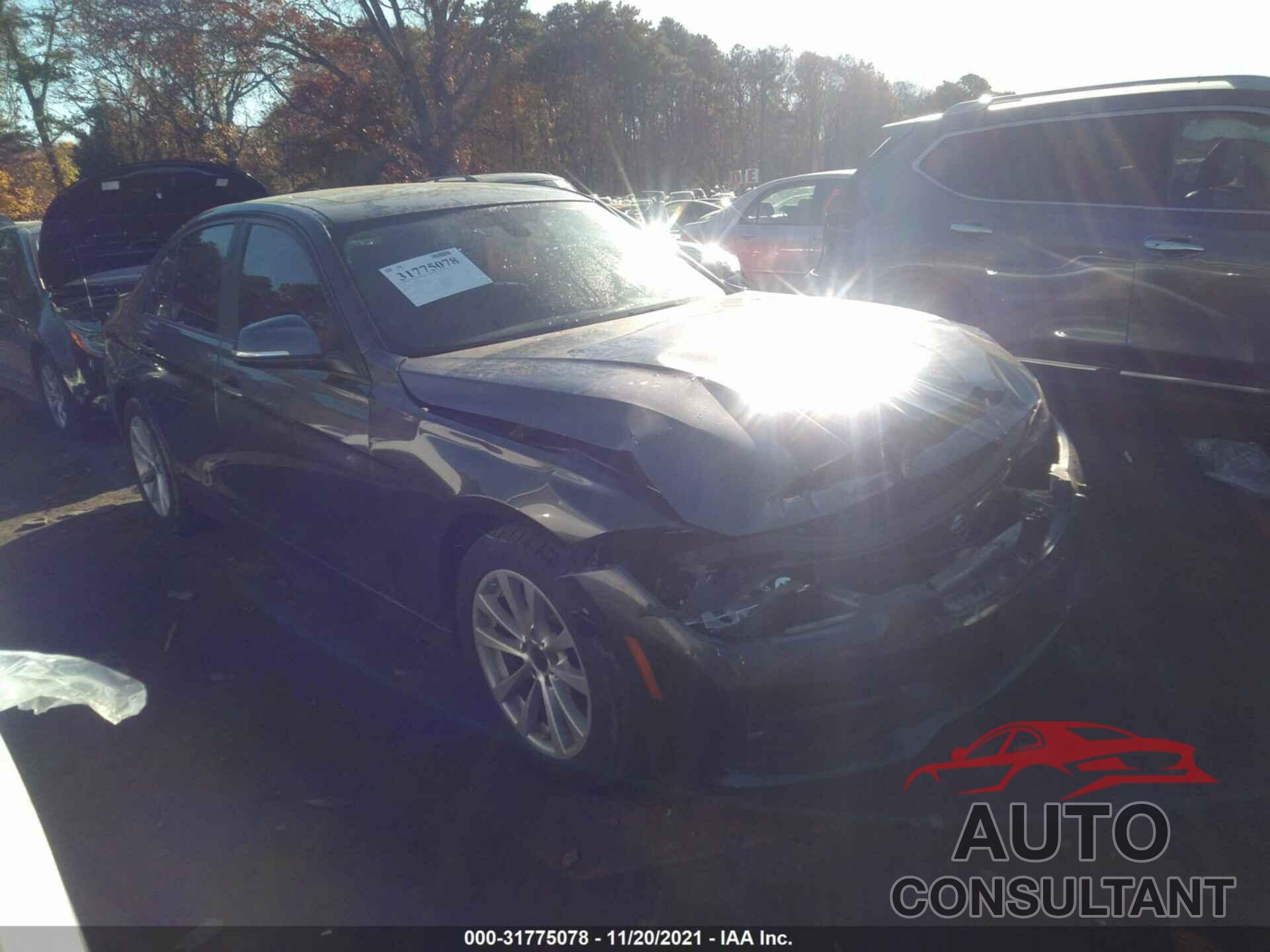 BMW 3 SERIES 2017 - WBA8A3C35HK692101