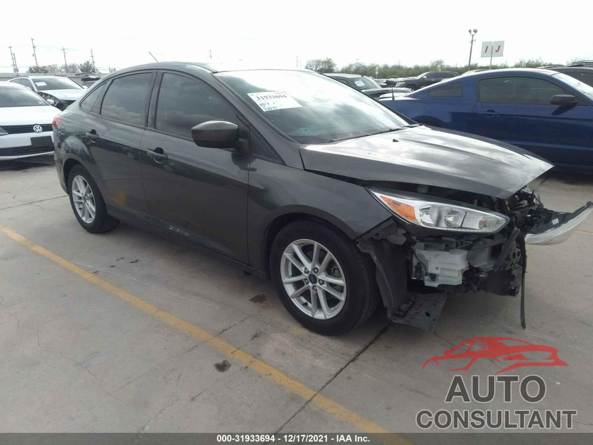 FORD FOCUS 2018 - 1FADP3FE0JL308227