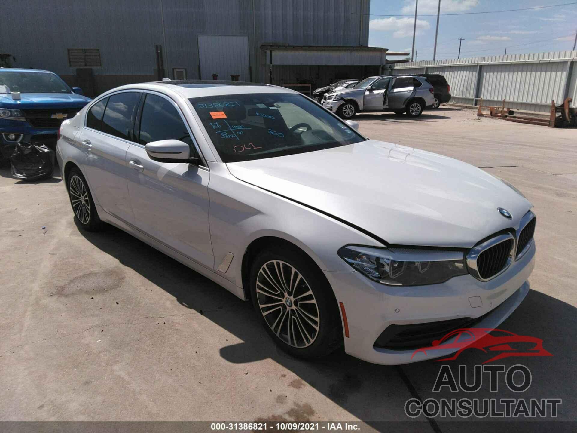 BMW 5 SERIES 2019 - WBAJA5C5XKG900952