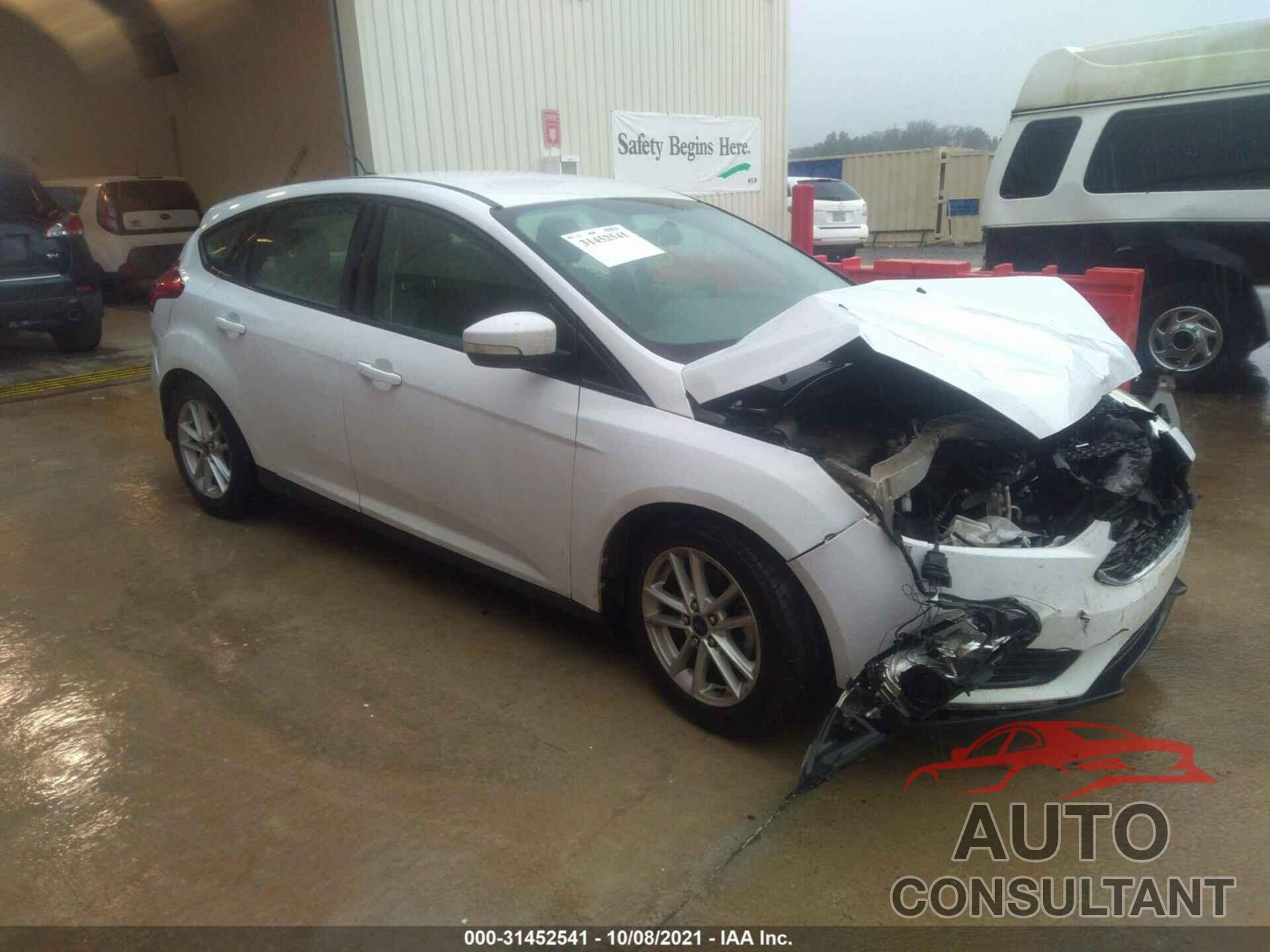 FORD FOCUS 2016 - 1FADP3K28GL271769