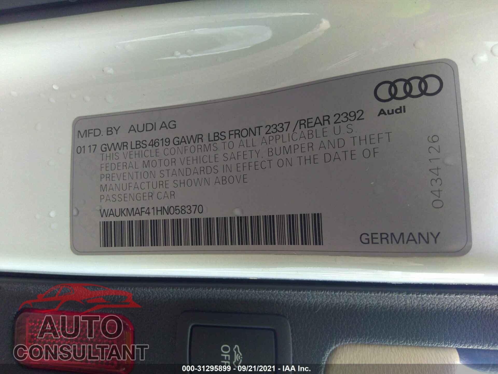 AUDI A4 2017 - WAUKMAF41HN058370