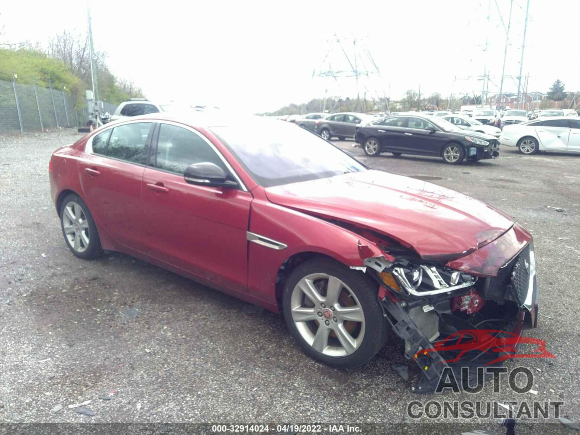 JAGUAR XE 2018 - SAJAJ4FX9JCP31802