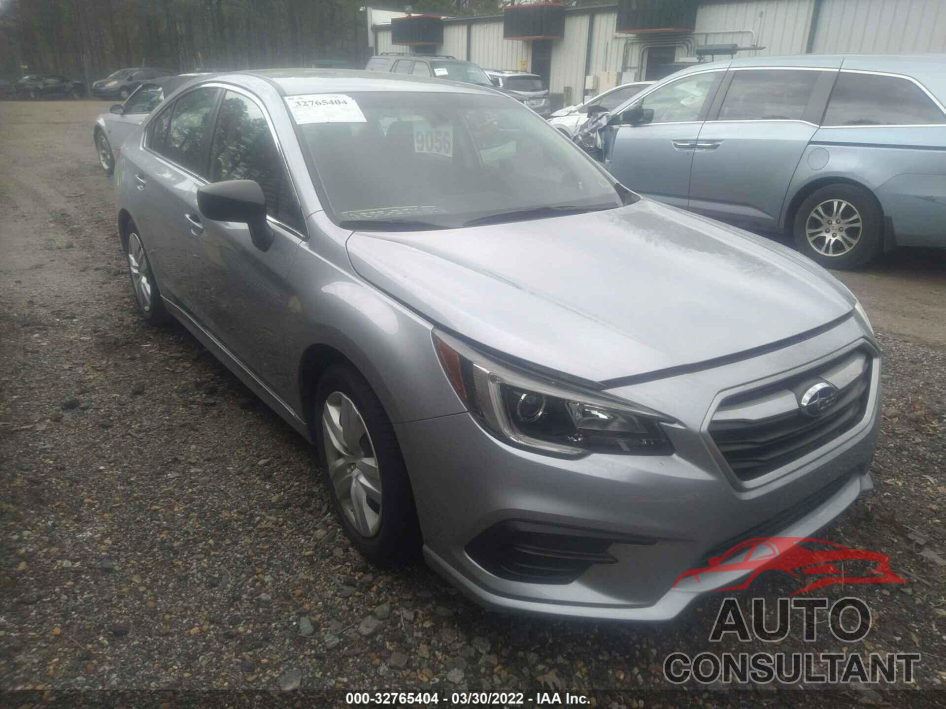 SUBARU LEGACY 2019 - 4S3BNAB66K3022040