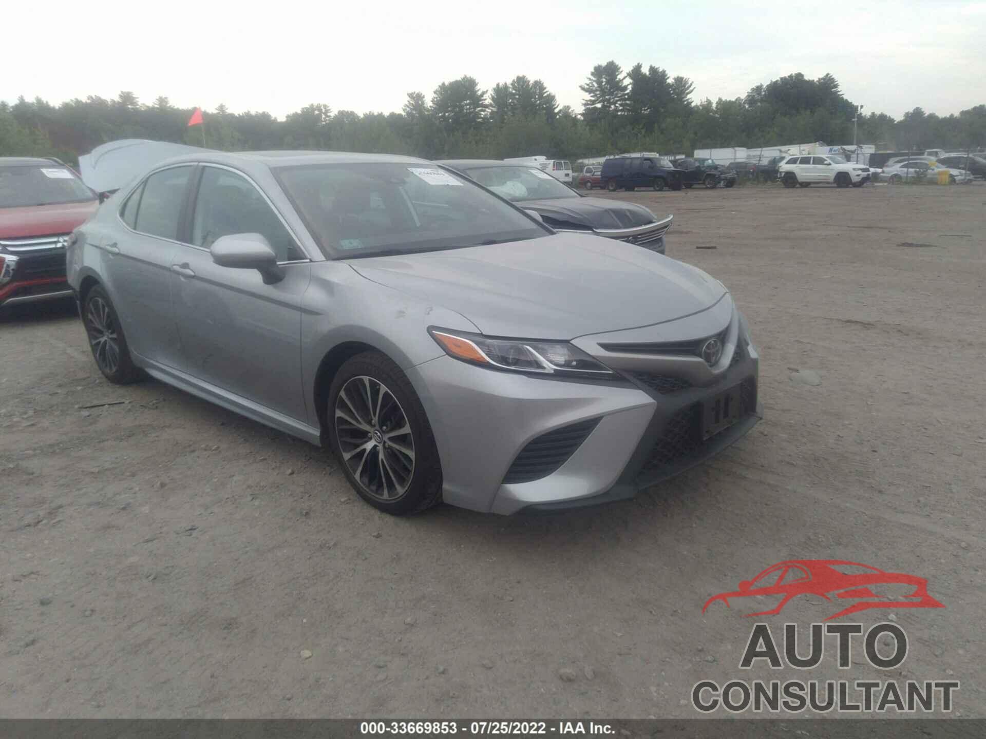 TOYOTA CAMRY 2019 - 4T1B11HK8KU743336