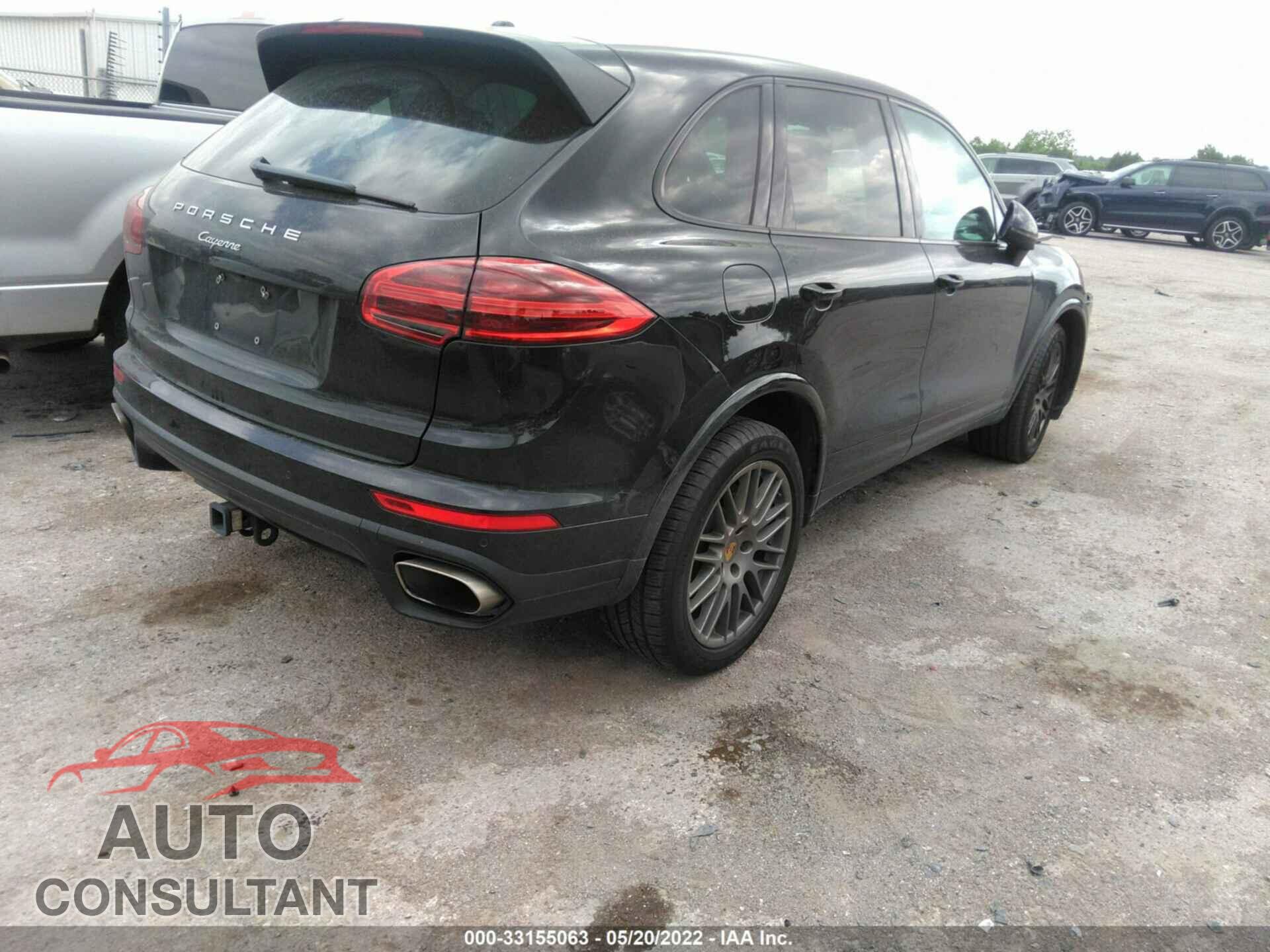 PORSCHE CAYENNE 2017 - WP1AA2A25HKA80195