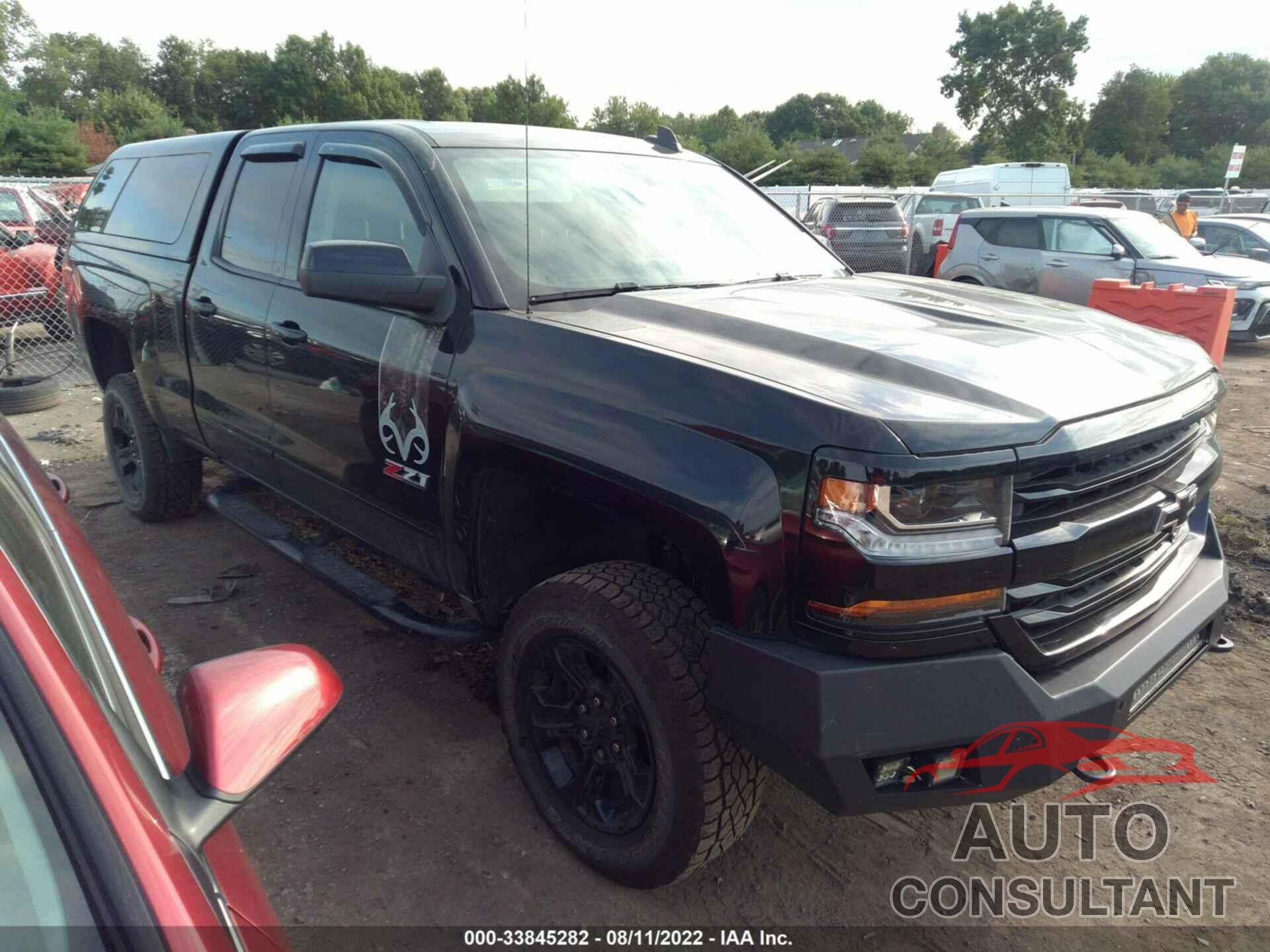 CHEVROLET SILVERADO 1500 2017 - 1GCVKREC1HZ271101