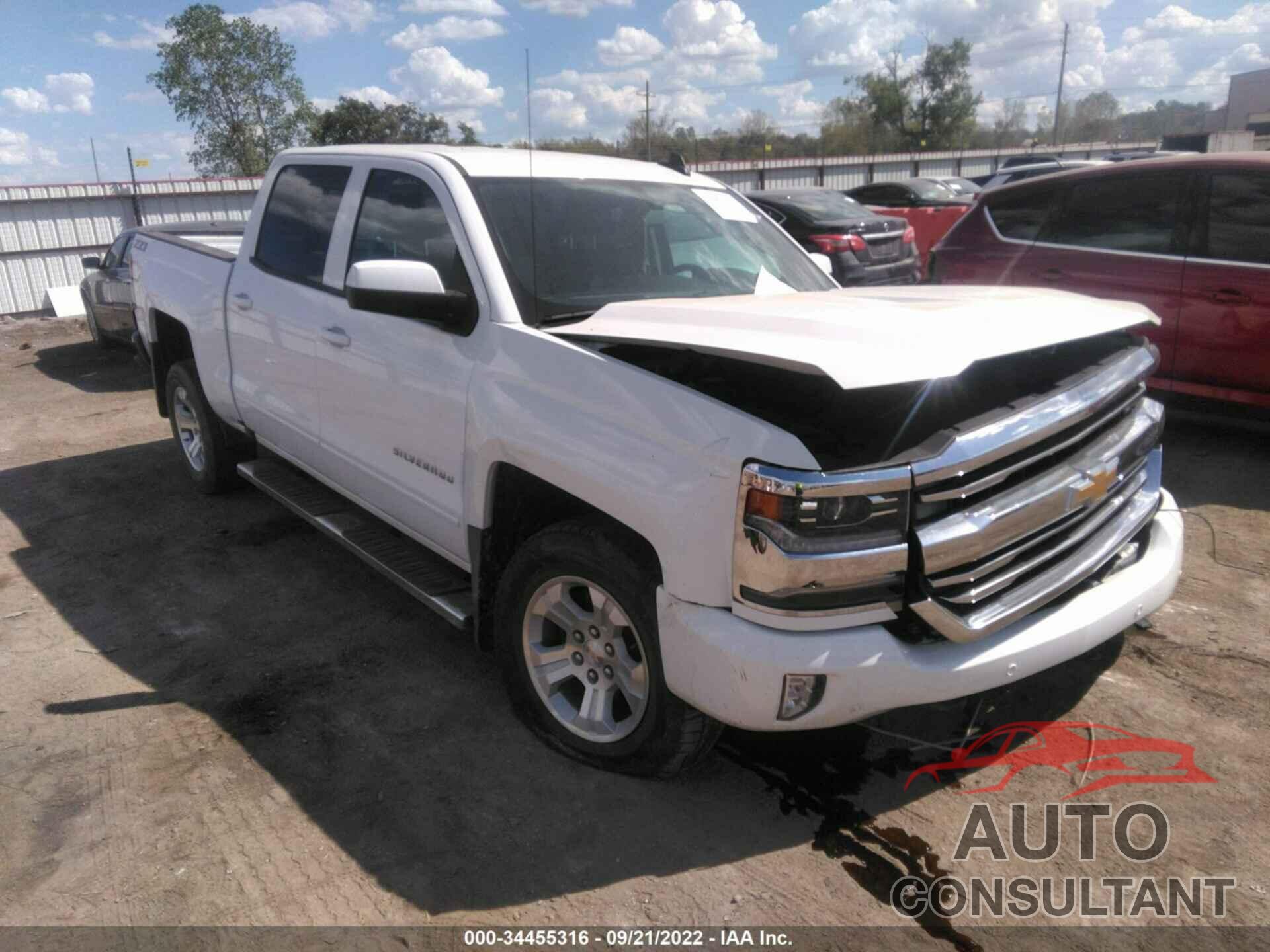 CHEVROLET SILVERADO 1500 2018 - 3GCUKREC2JG296249
