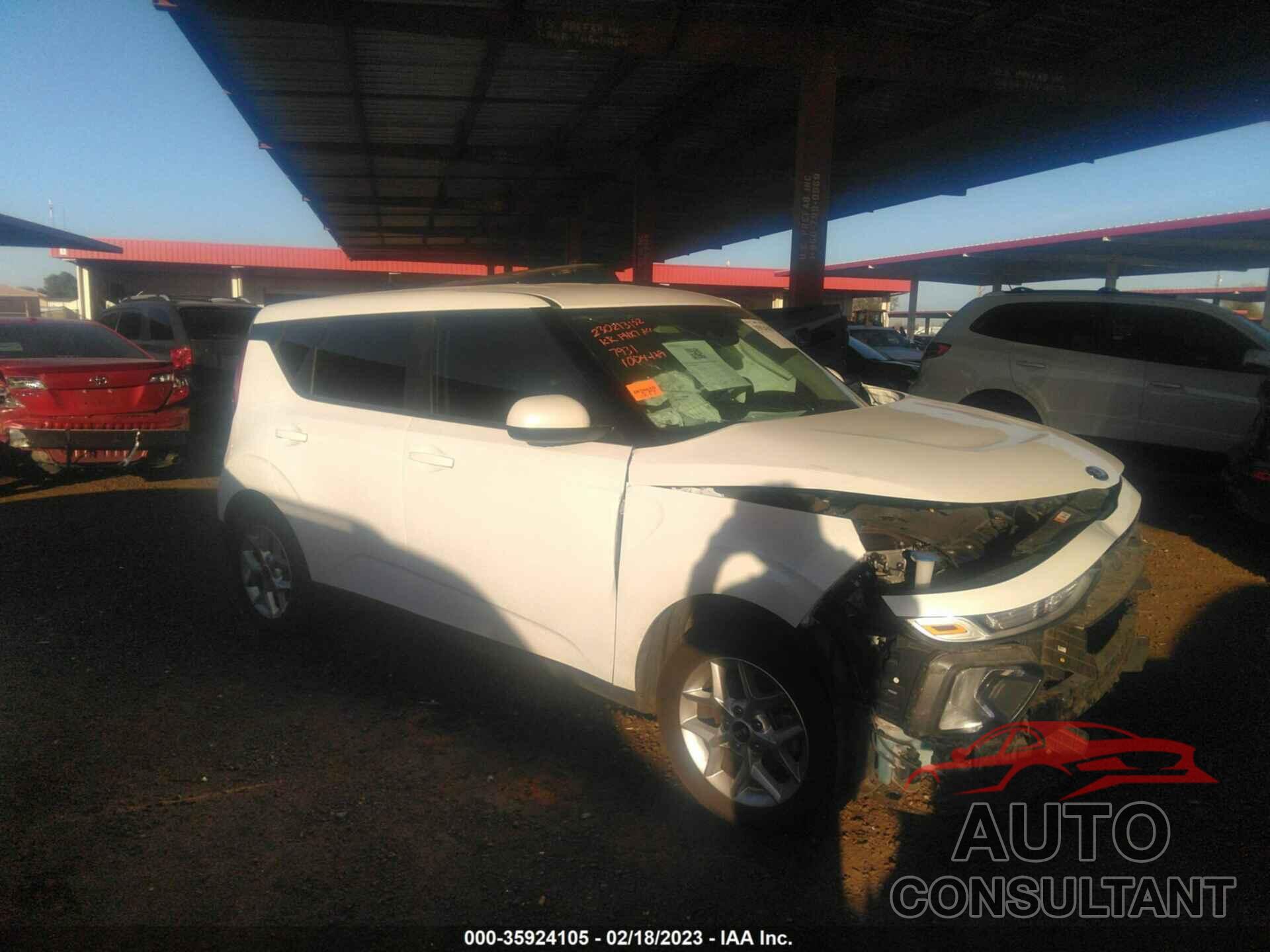 KIA SOUL 2020 - KNDJ23AU8L7027931