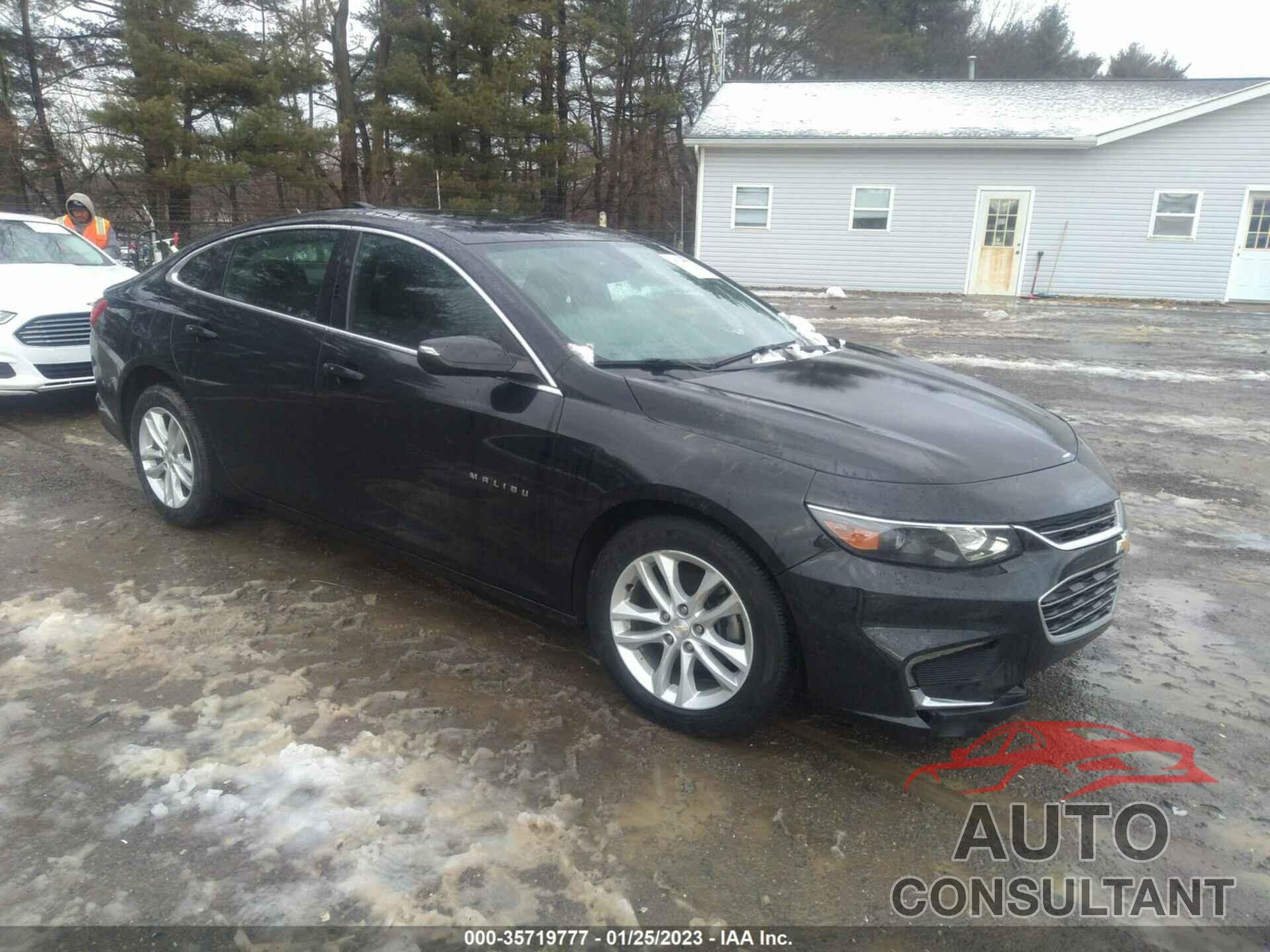 CHEVROLET MALIBU 2017 - 1G1ZE5ST2HF137665