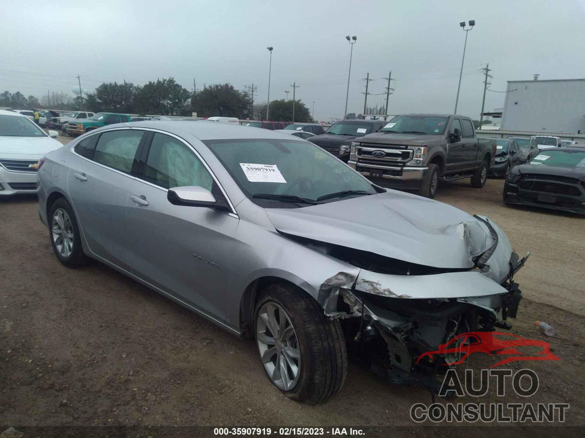 CHEVROLET MALIBU 2021 - 1G1ZD5ST8MF022727