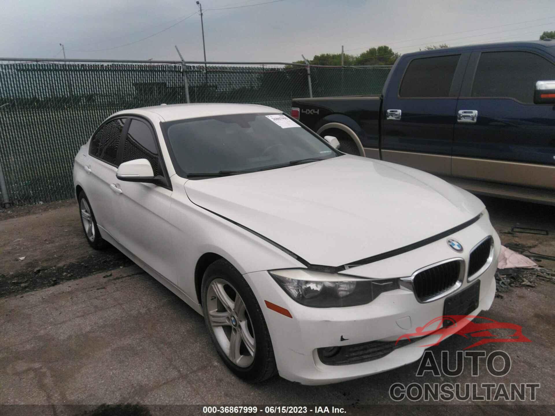 BMW 3 SERIES 2015 - WBA3B1C59FK139073
