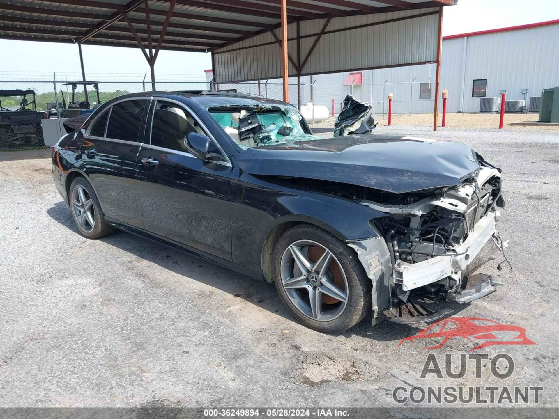 MERCEDES-BENZ E 300 2018 - WDDZF4JB9JA304605