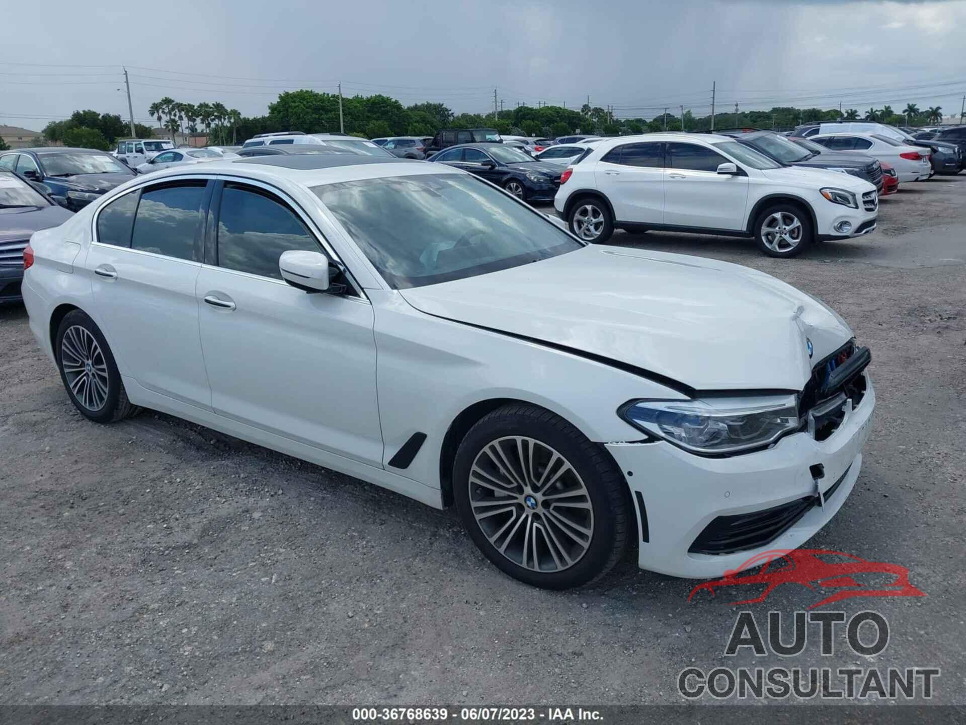 BMW 5 SERIES 2018 - WBAJA5C56JG899927