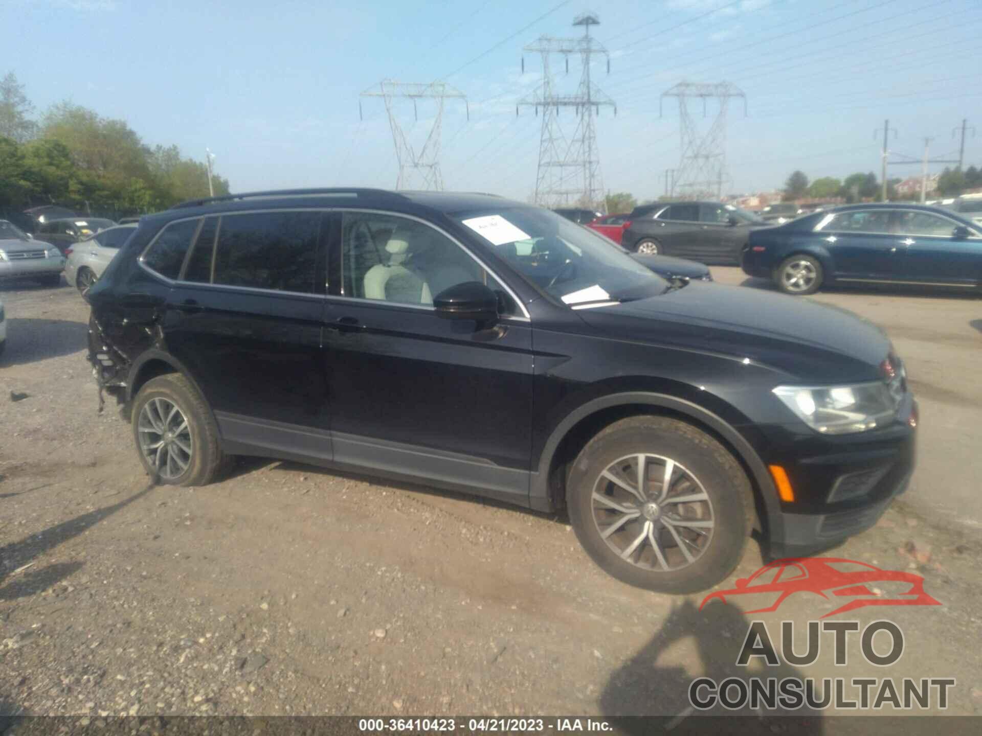 VOLKSWAGEN TIGUAN 2019 - 3VV2B7AX7KM101819