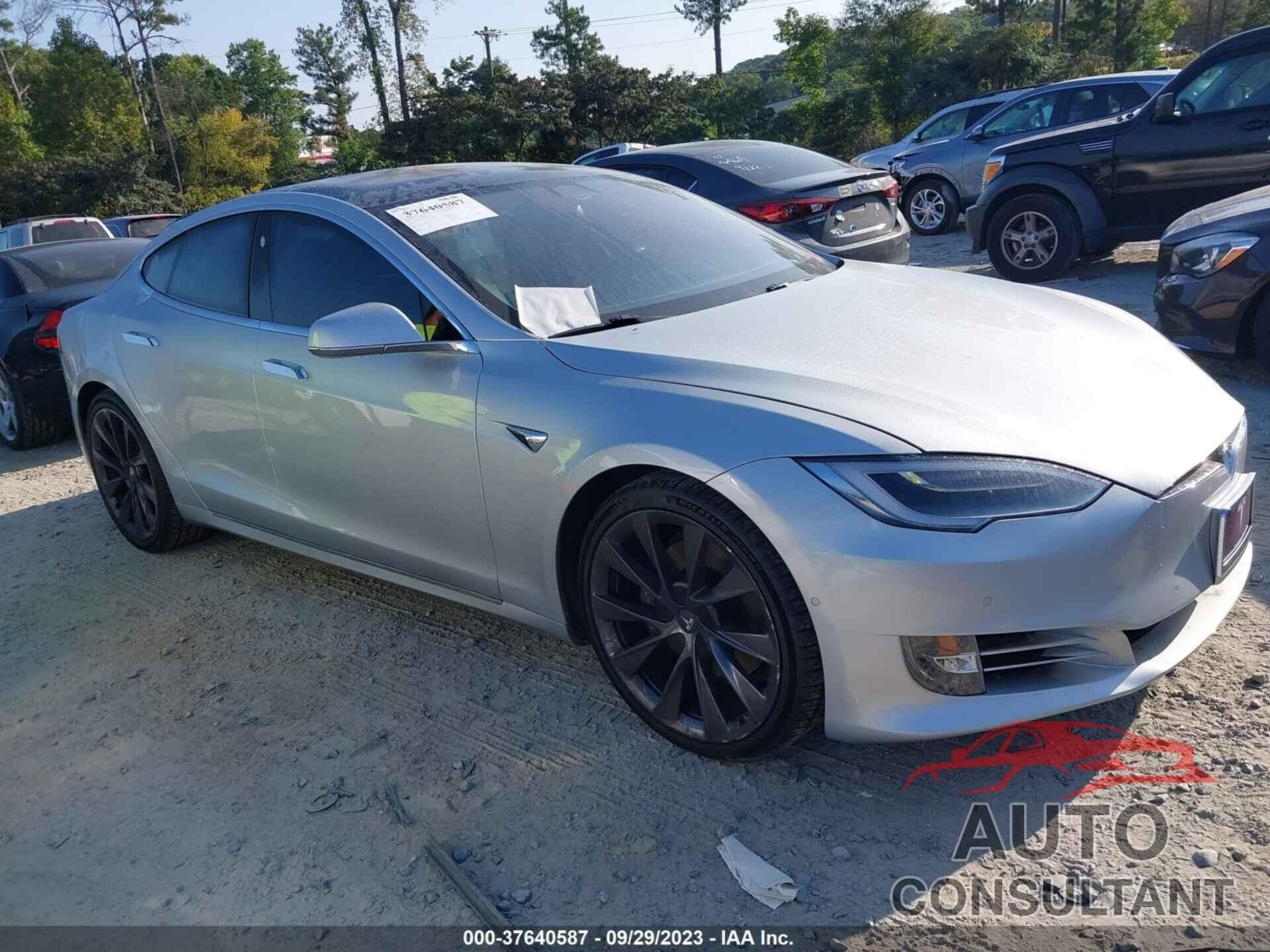 TESLA MODEL S 2018 - 5YJSA1E20JF267857