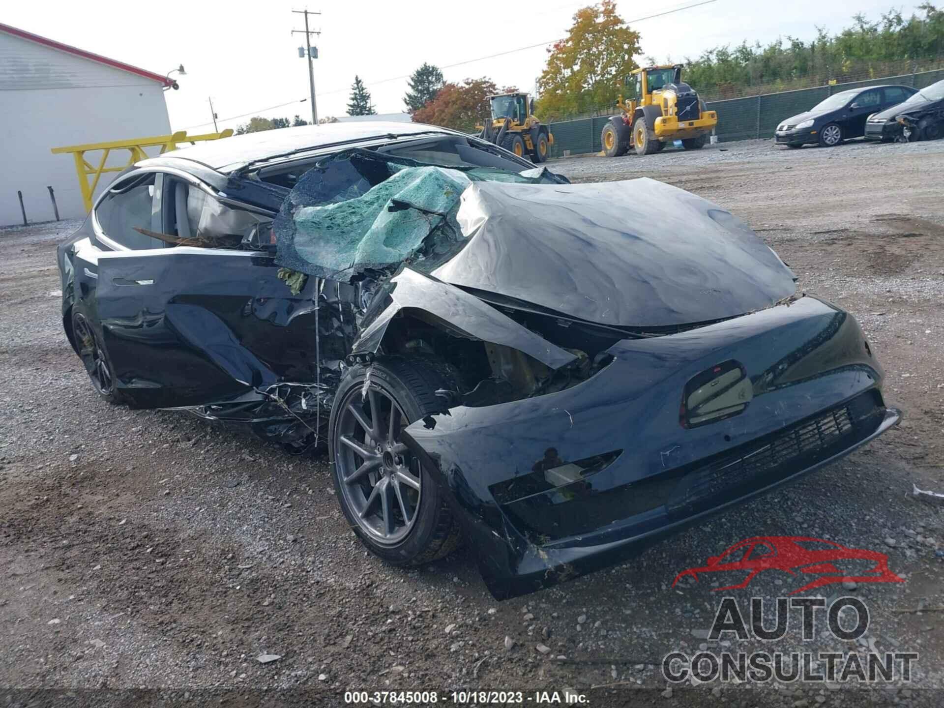 TESLA MODEL 3 2019 - 5YJ3E1EA7KF304372
