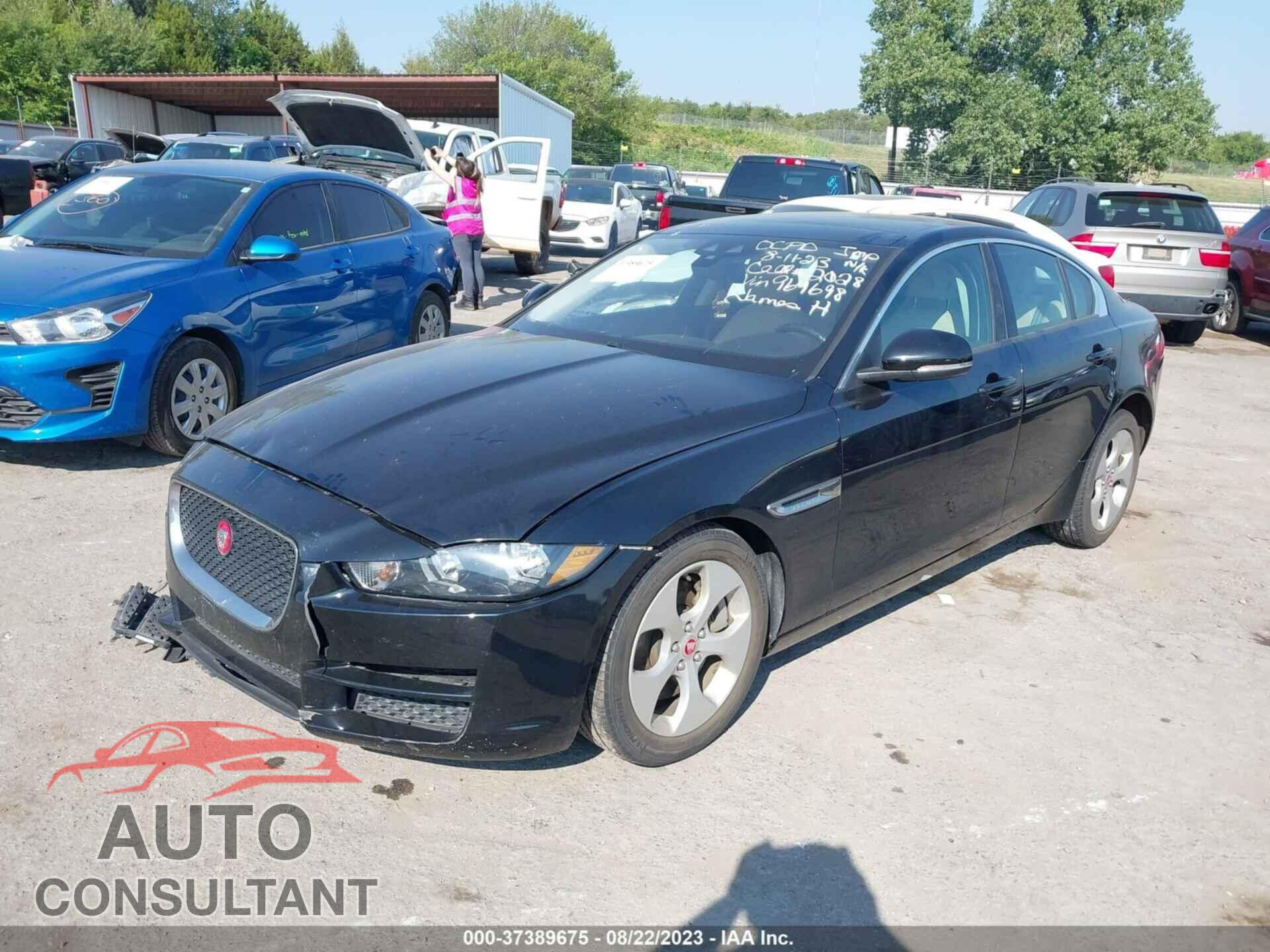 JAGUAR XE 2017 - SAJAR4BG4HA964698