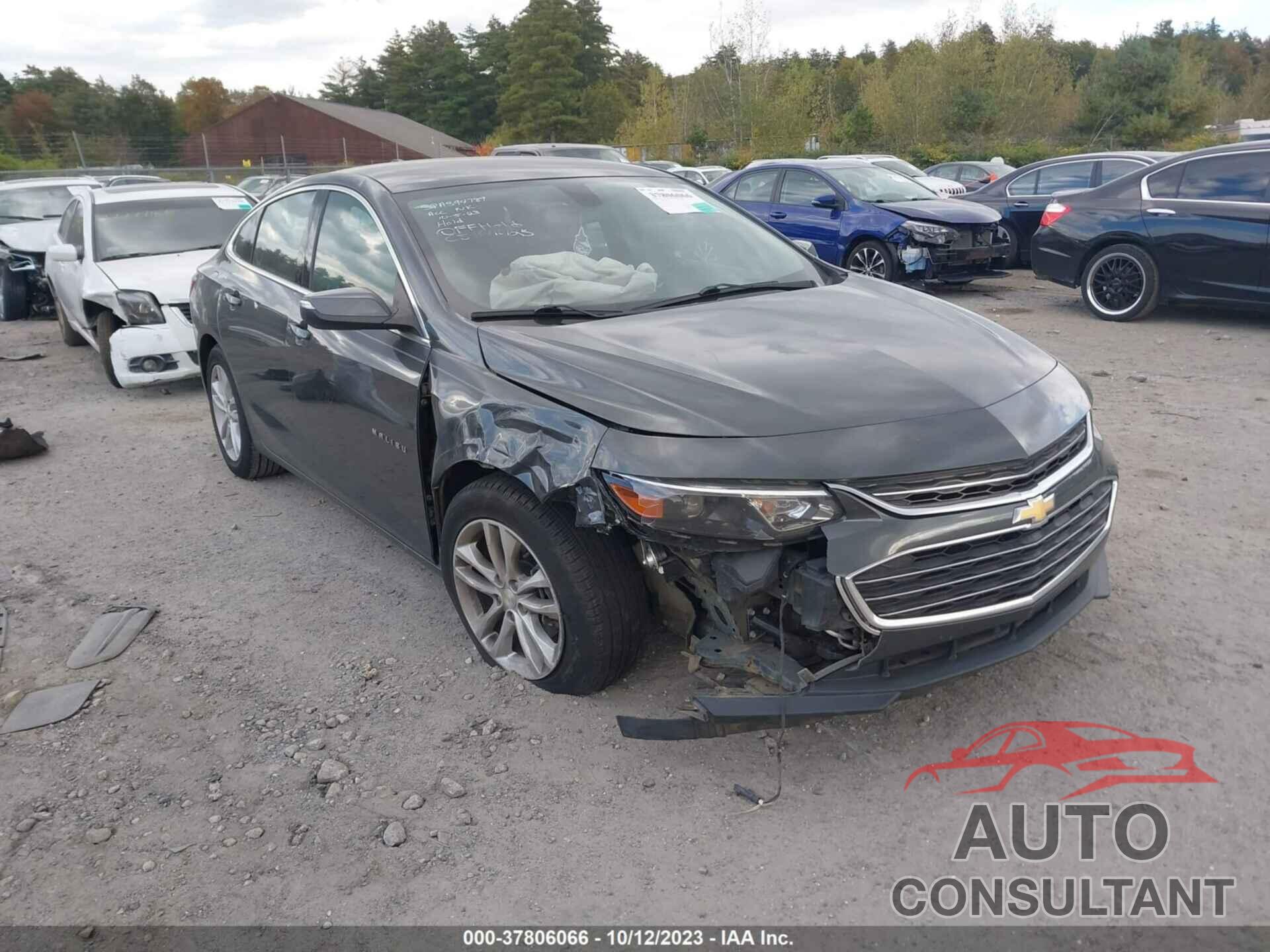 CHEVROLET MALIBU 2017 - 1G1ZE5ST1HF216874