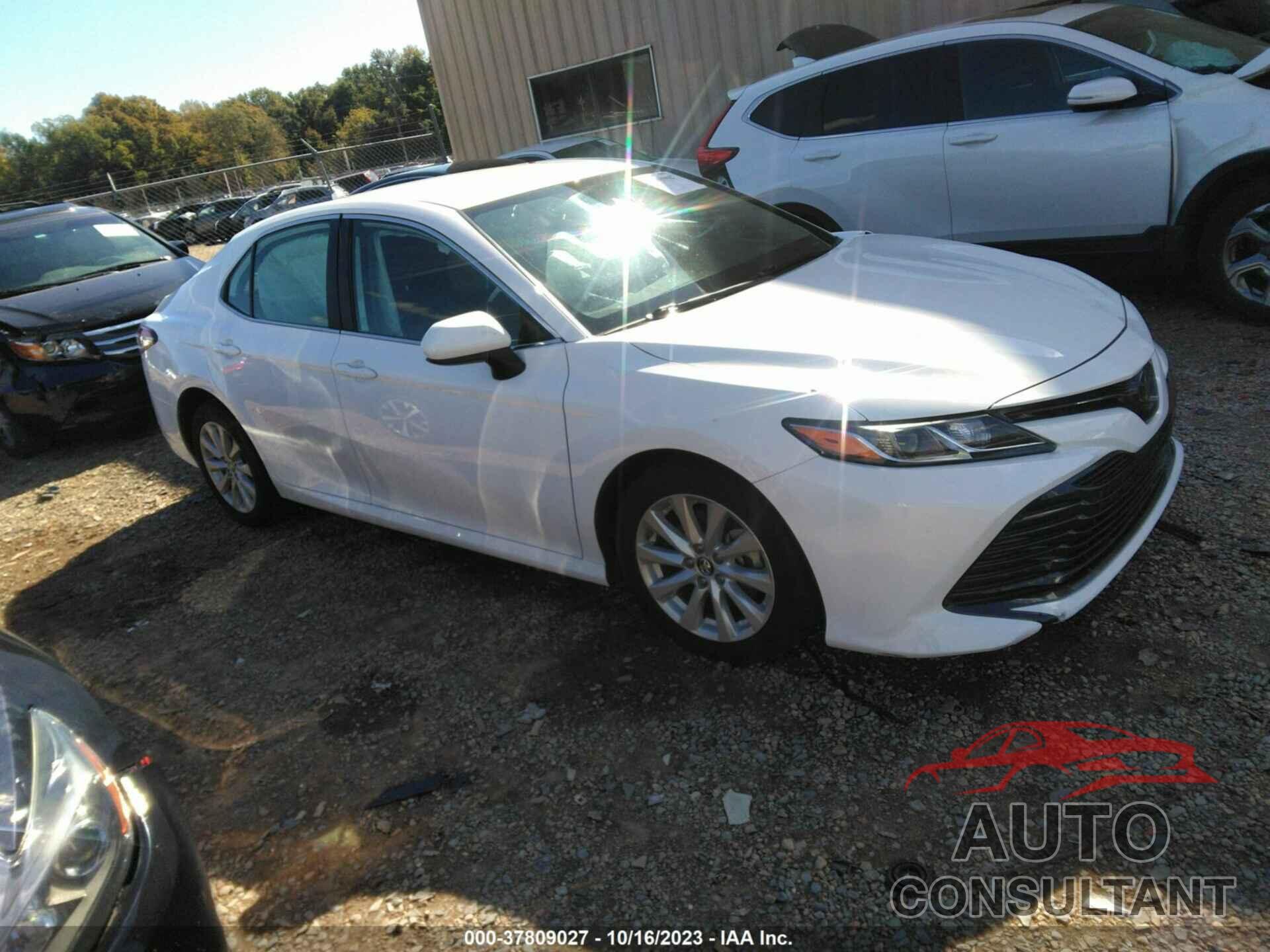 TOYOTA CAMRY 2019 - 4T1B11HK2KU238327