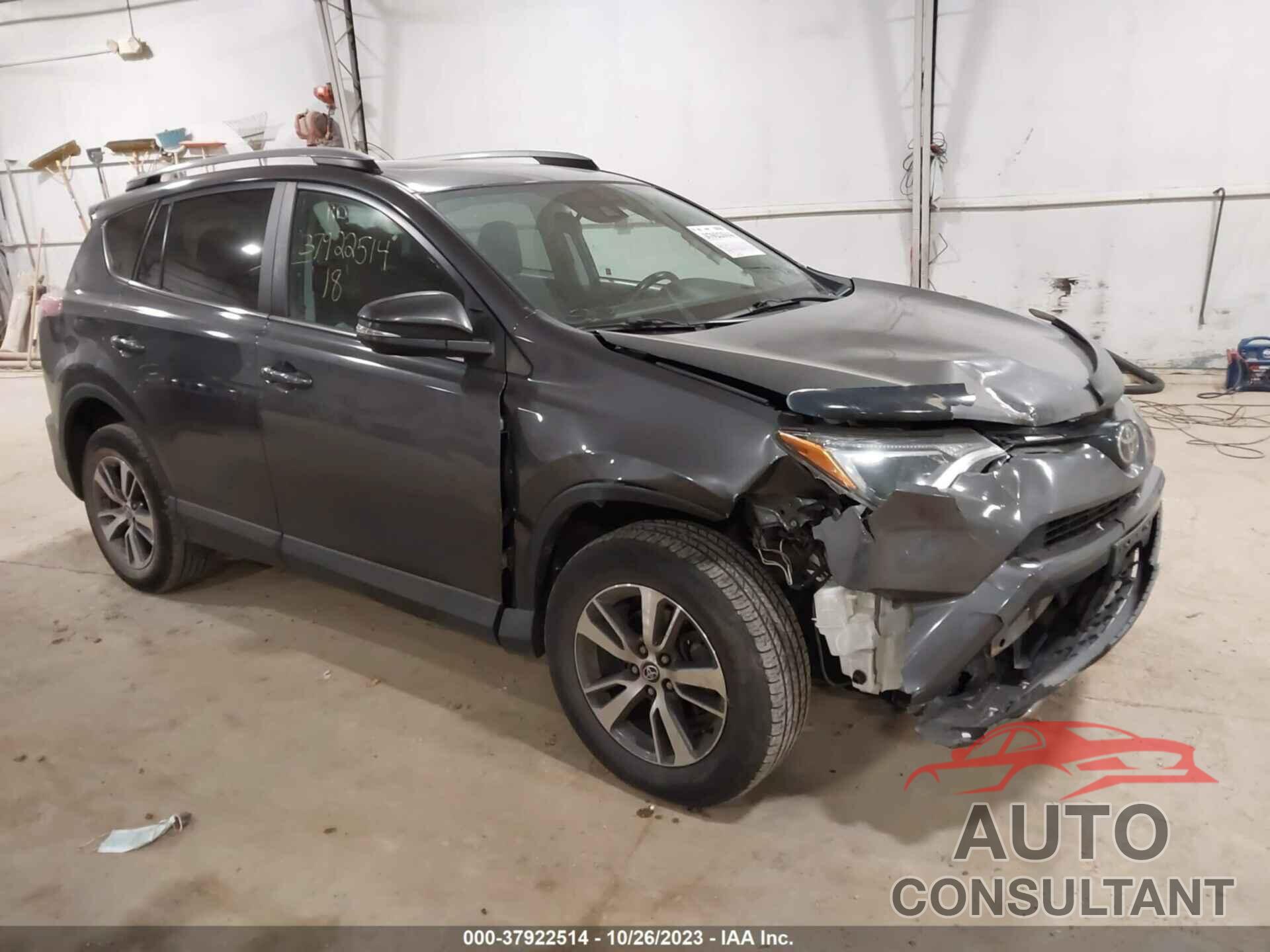 TOYOTA RAV4 2018 - 2T3RFREV8JW752833