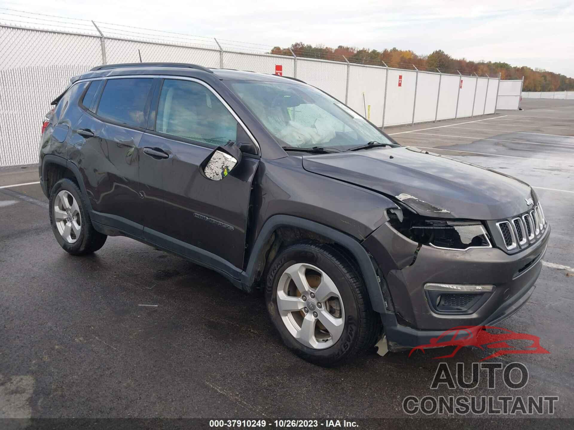 JEEP COMPASS 2018 - 3C4NJDBB1JT199945