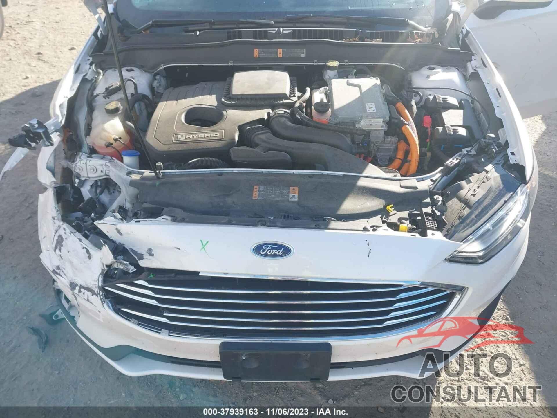 FORD FUSION HYBRID 2019 - 3FA6P0LU6KR281931